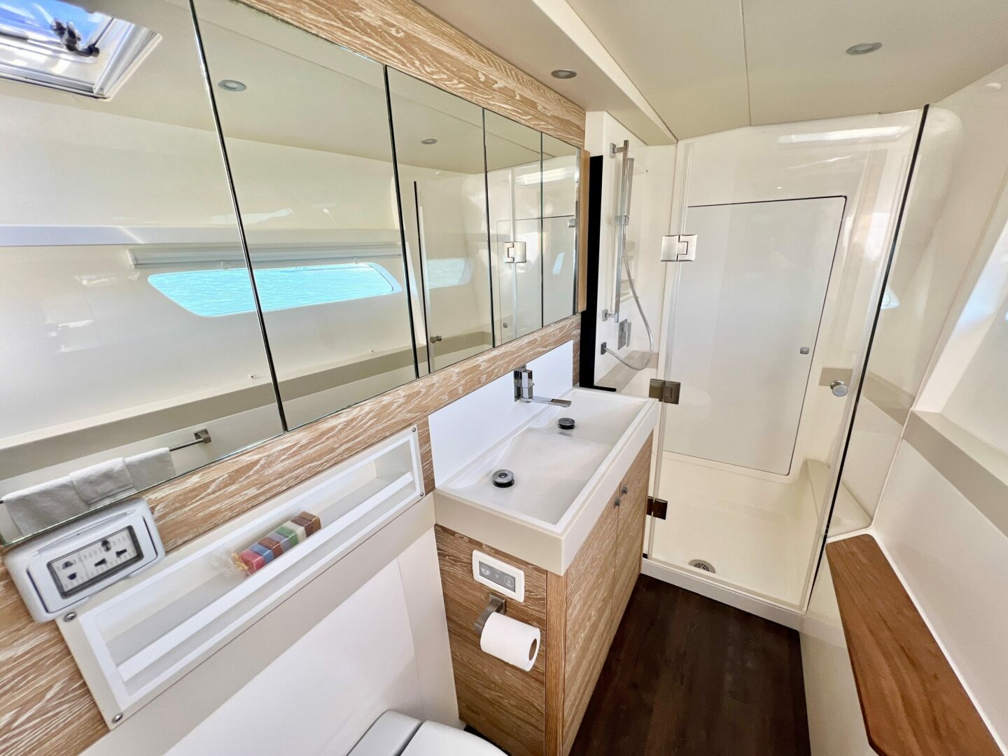 50ft Xquisite Yachts Yacht For Sale