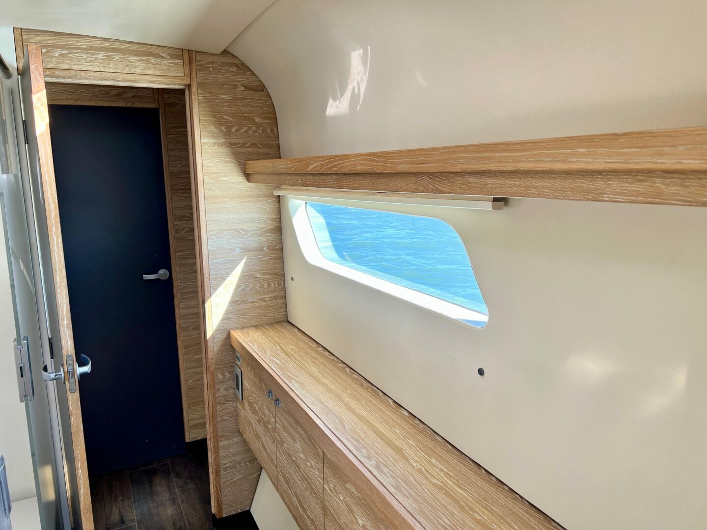 50ft Xquisite Yachts Yacht For Sale