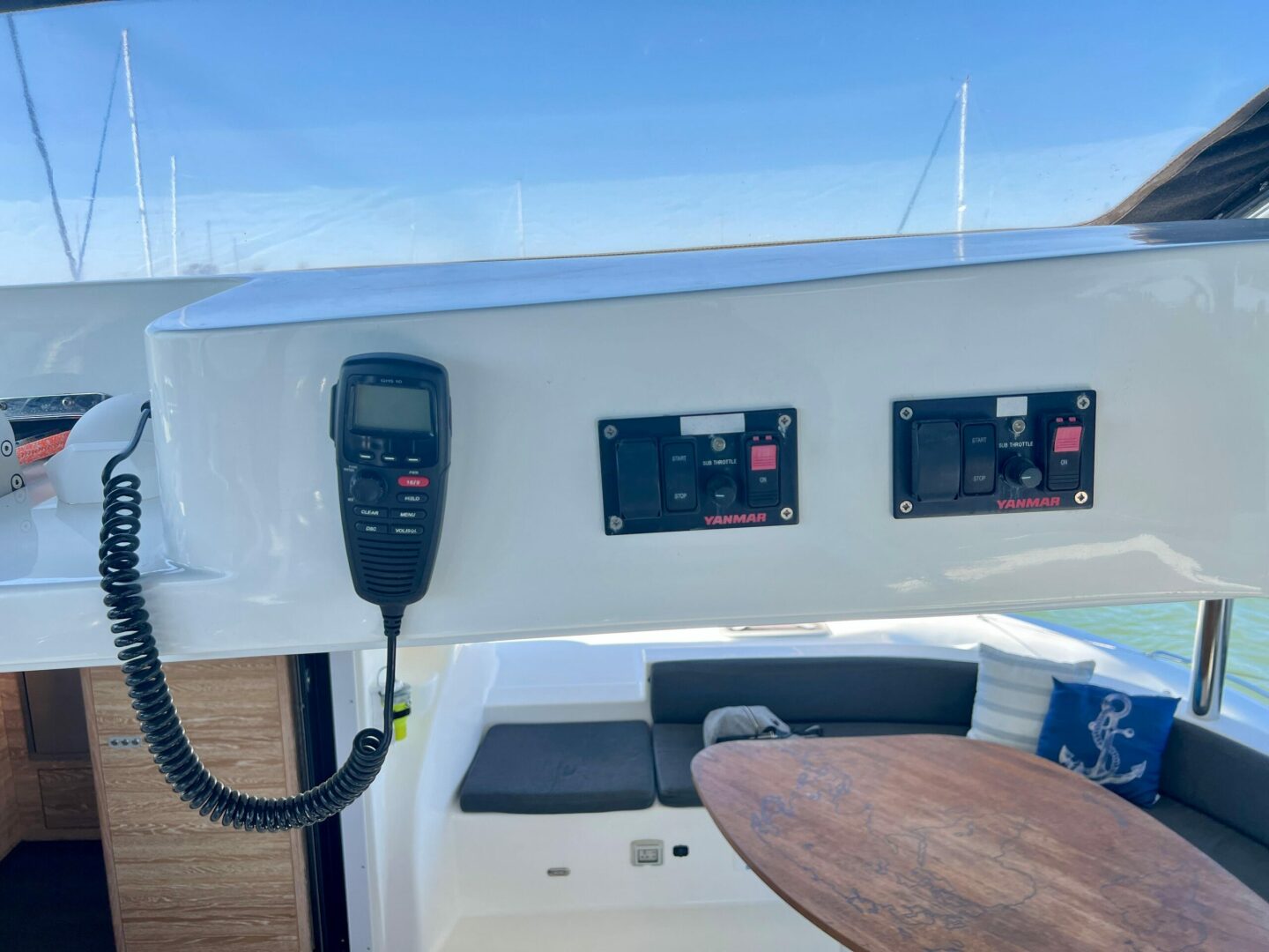 50ft Xquisite Yachts Yacht For Sale
