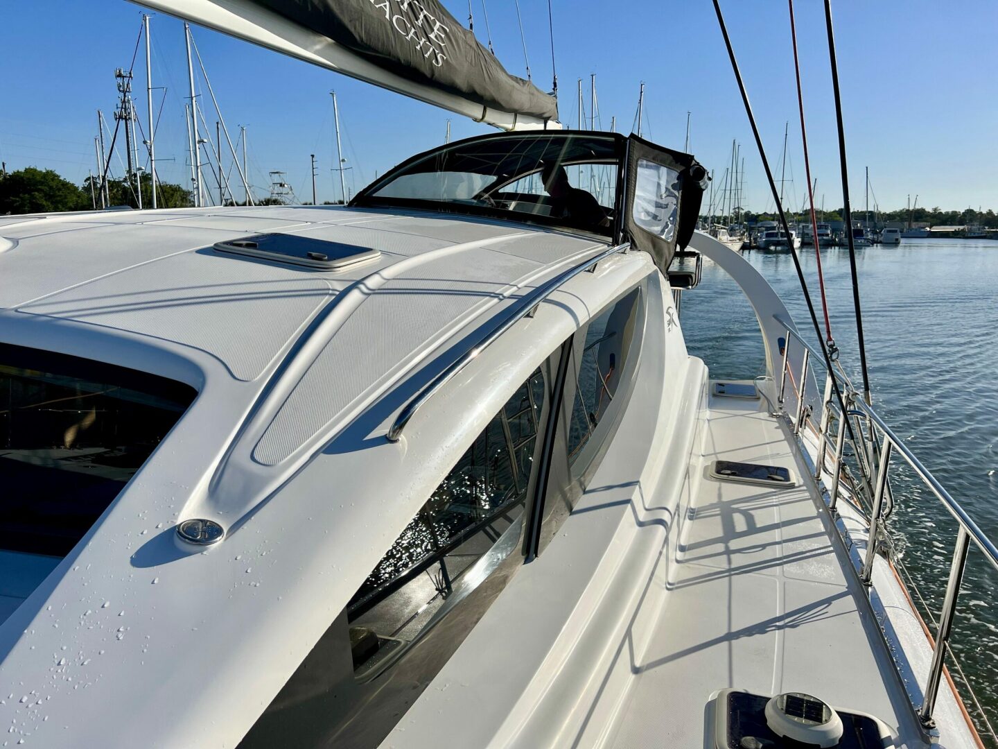 50ft Xquisite Yachts Yacht For Sale