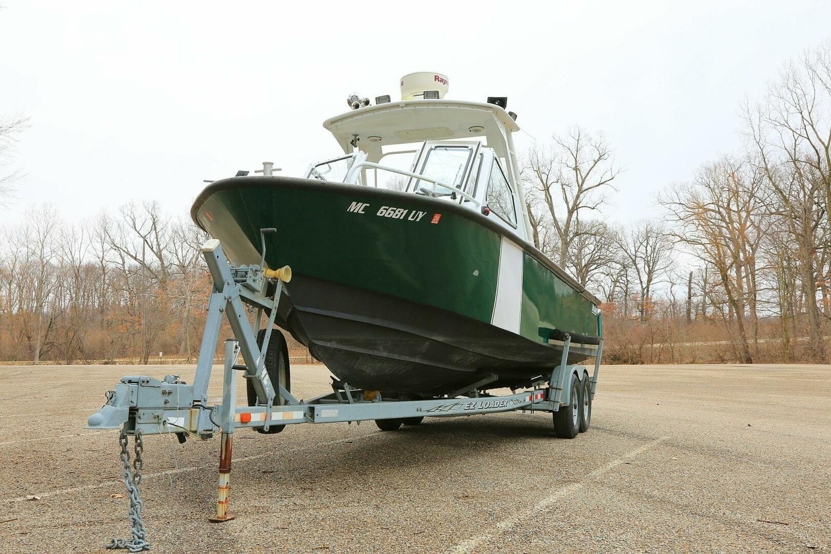 25ft SeaArk Yacht For Sale