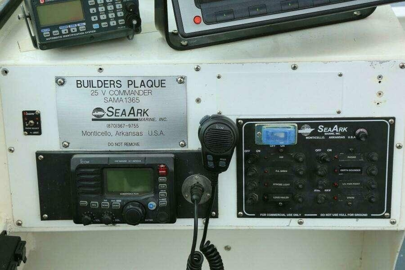 2002 SeaArk DXS 1652 SLD