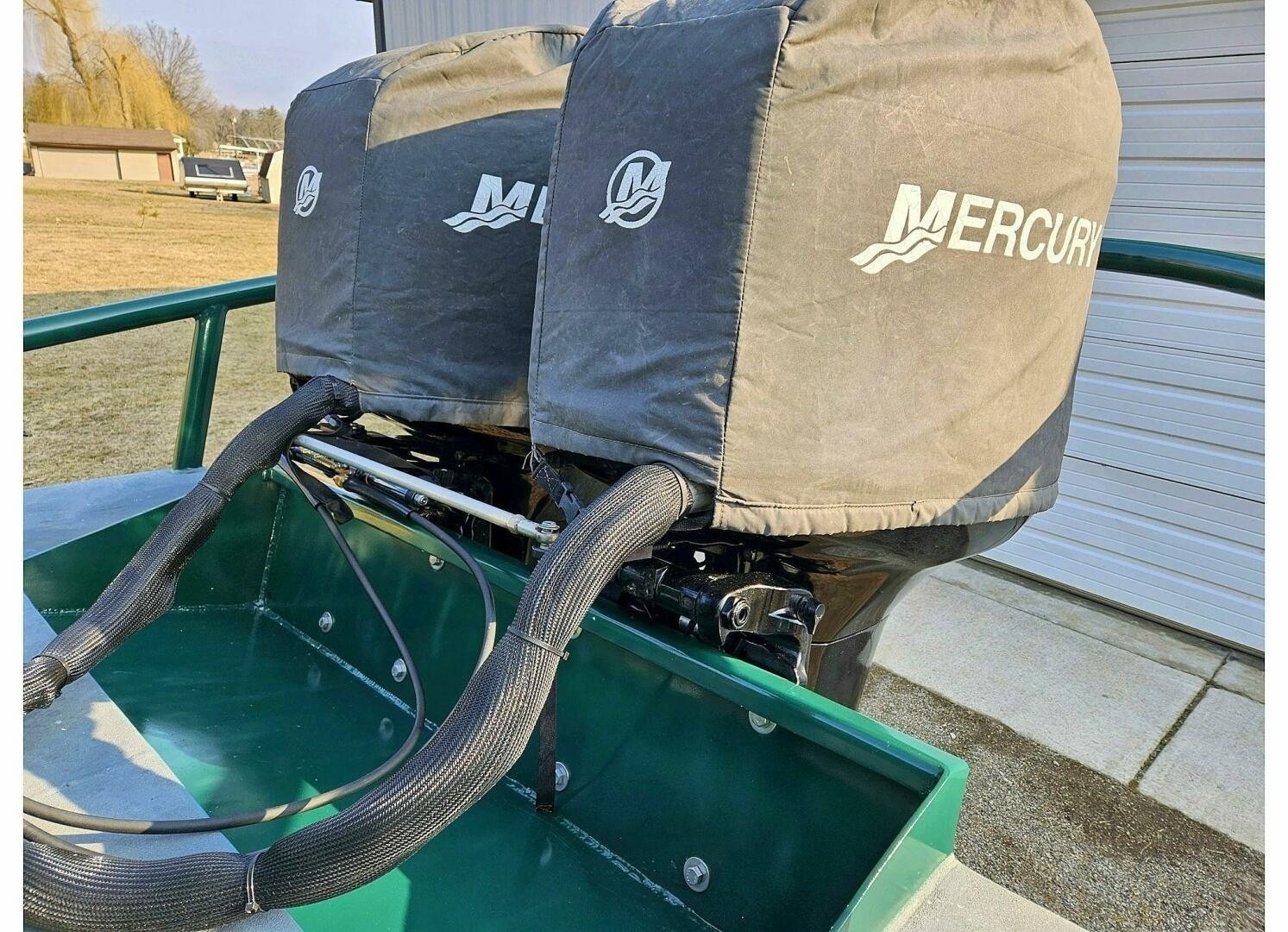 2002 SeaArk 25 V Commander SAMA 1365
