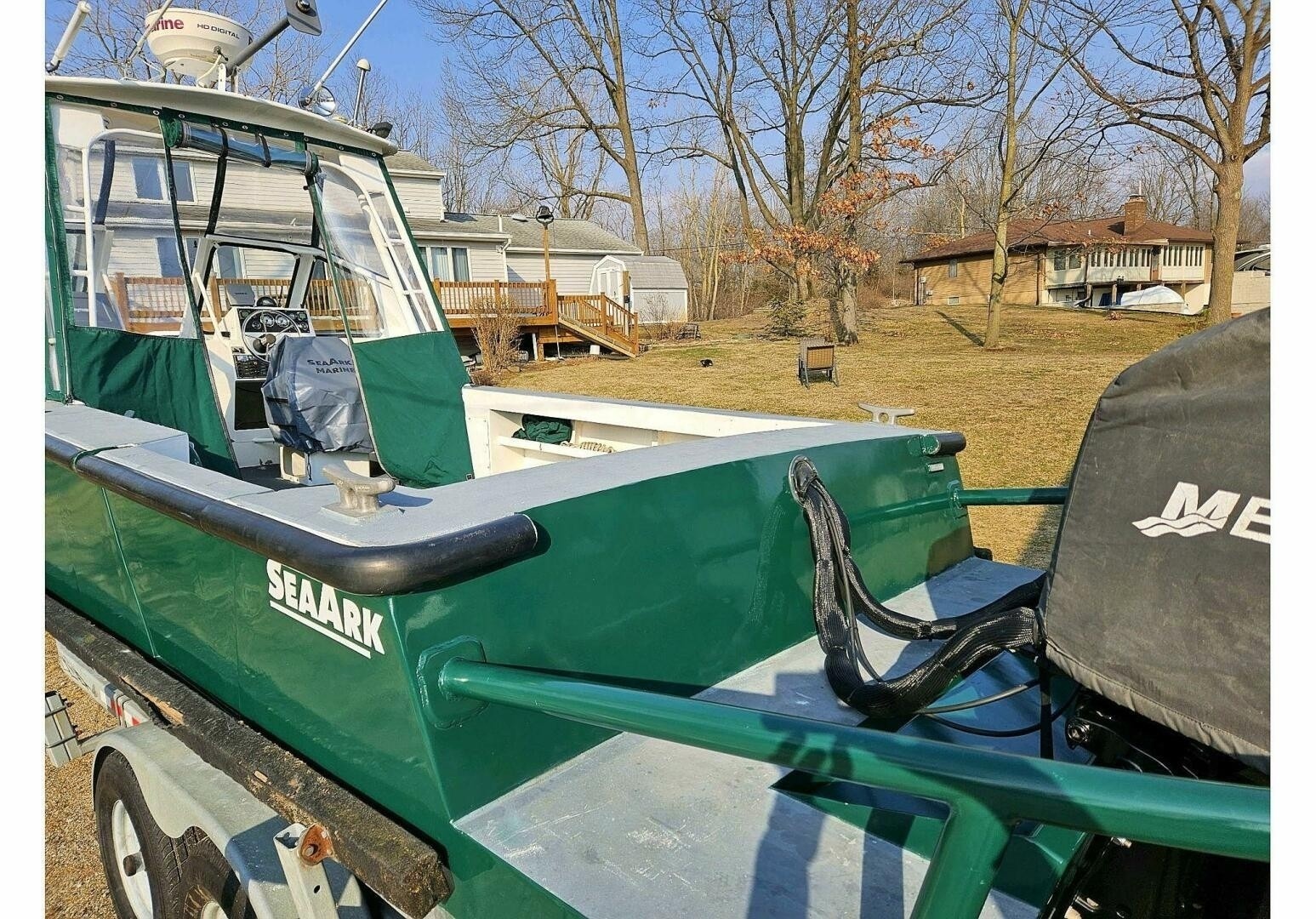 25ft SeaArk Yacht For Sale