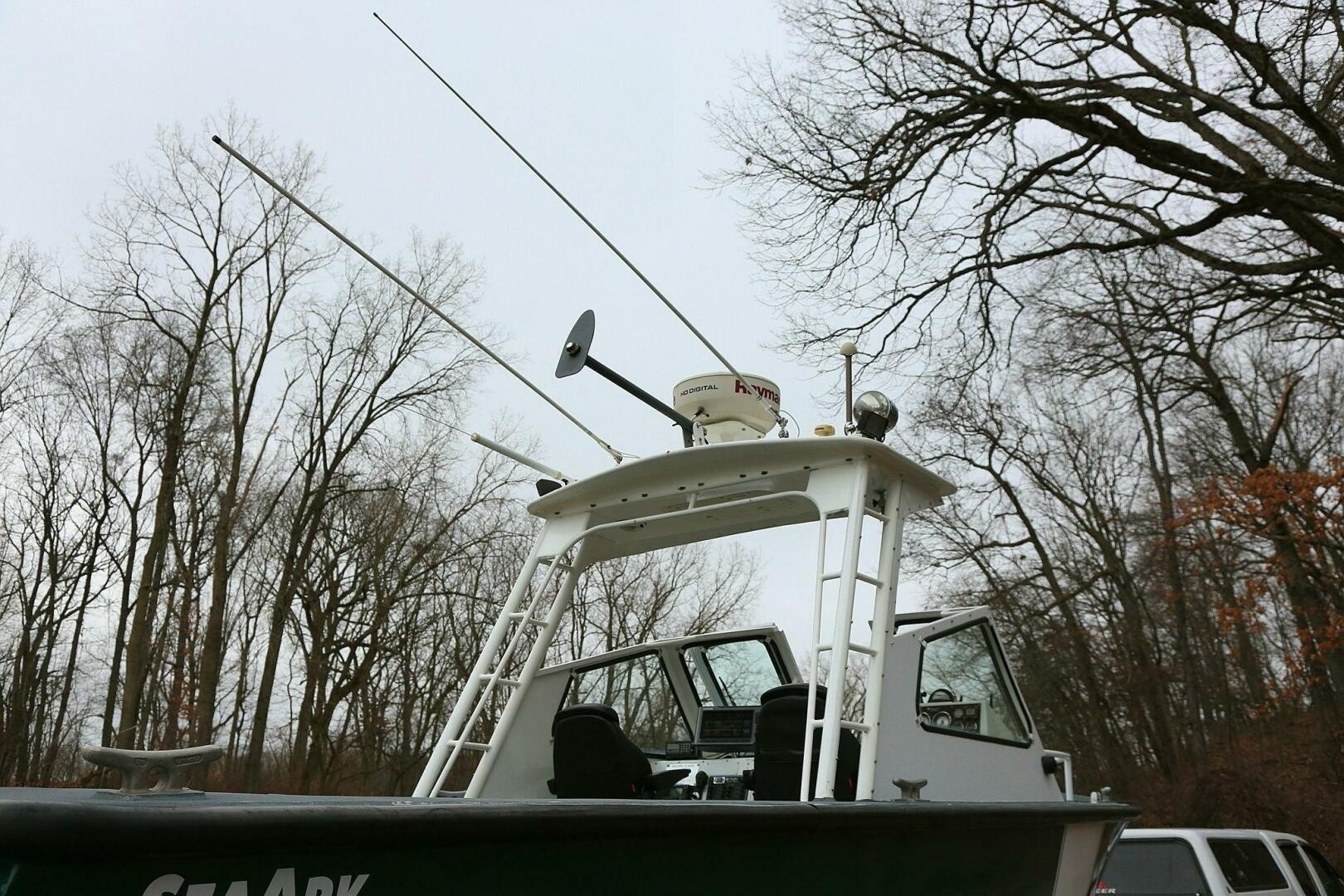 25ft SeaArk Yacht For Sale