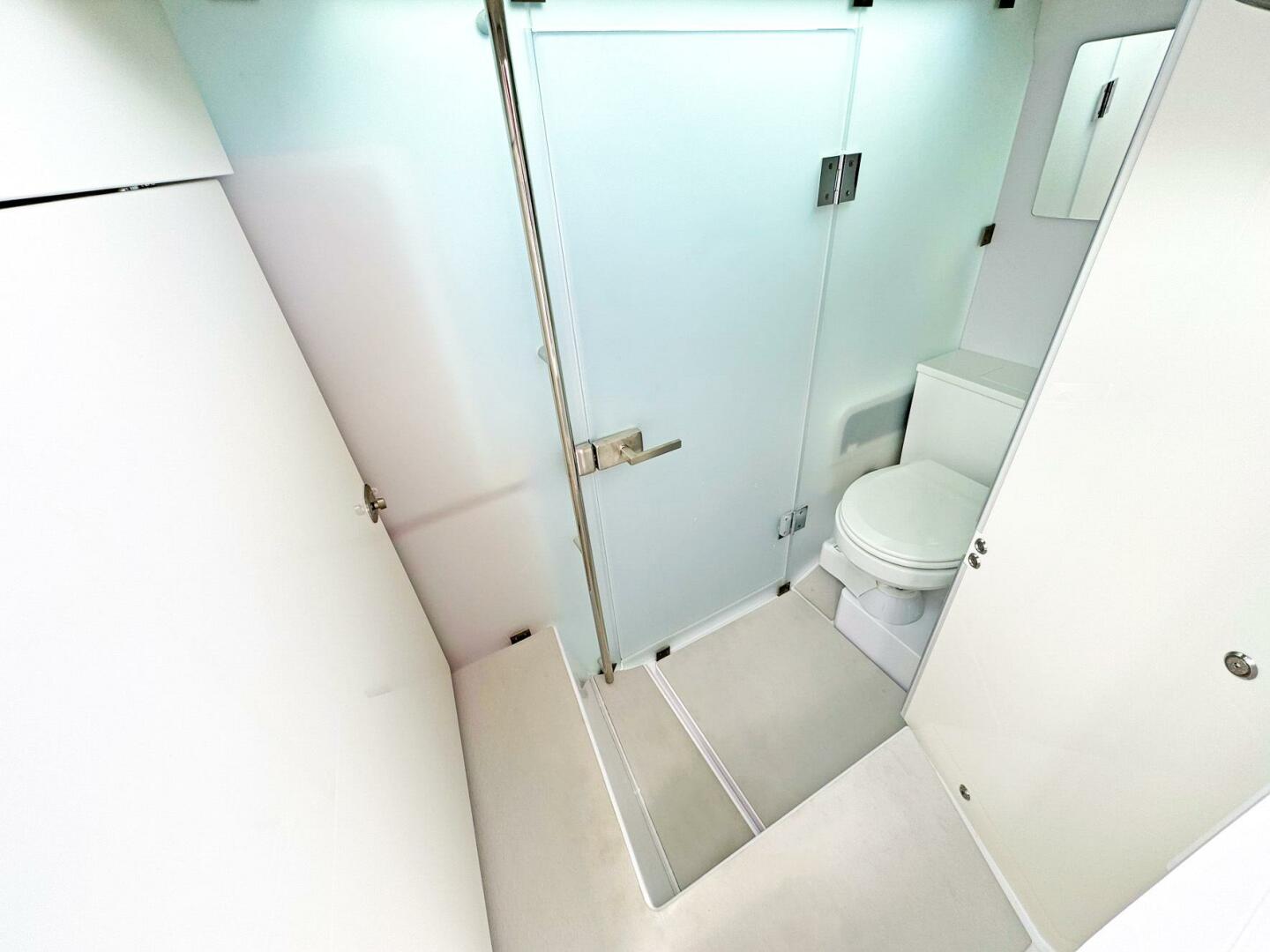 37ft Axopar Yacht For Sale 37ft Axopar Yacht For Sale