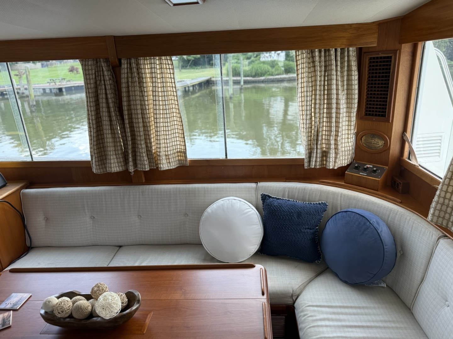 Radius 42ft Grand Banks Yacht For Sale