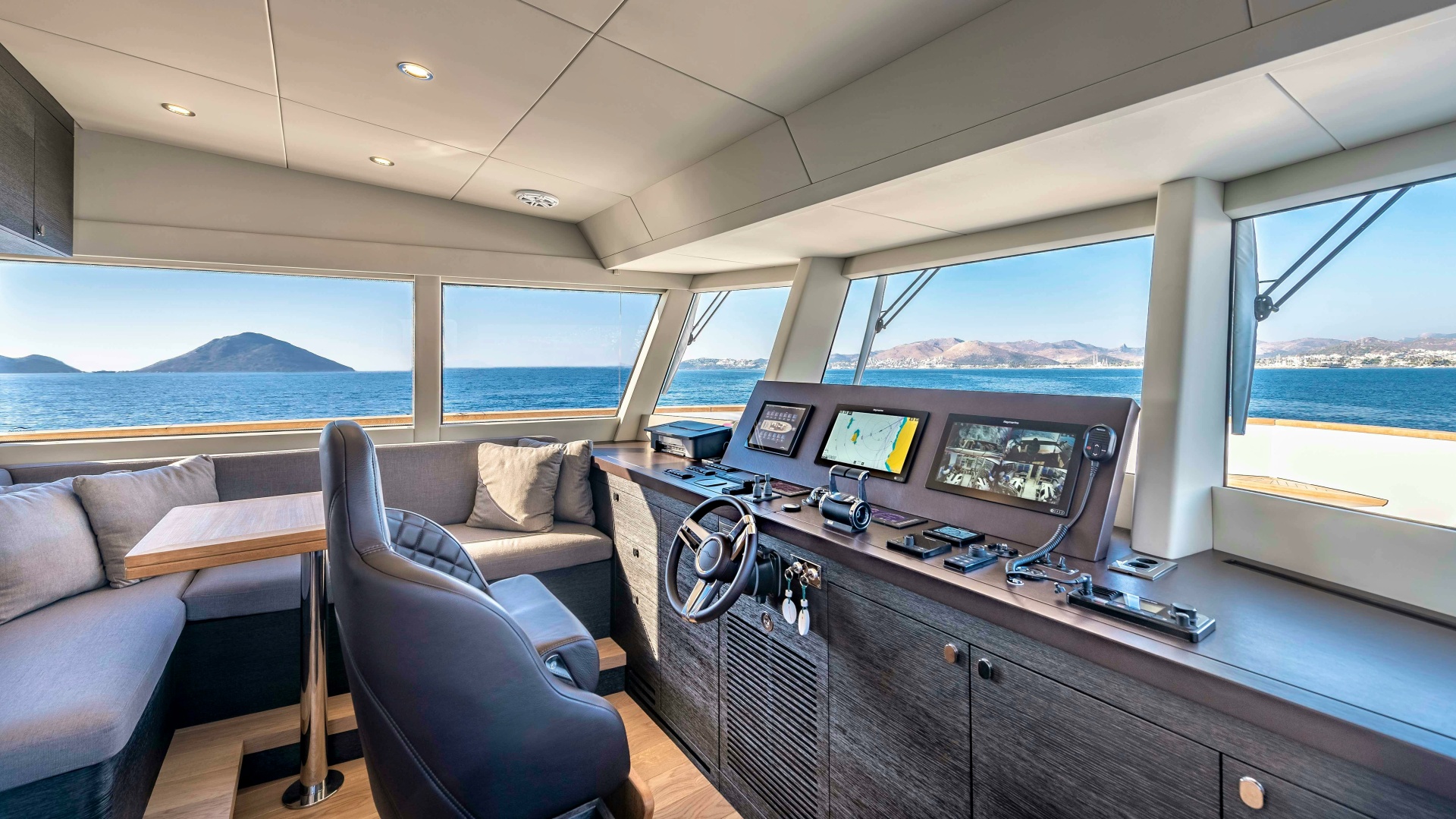 MAORIA 84ft Numarine Yacht For Sale MAORIA 84ft Numarine Yacht For Sale