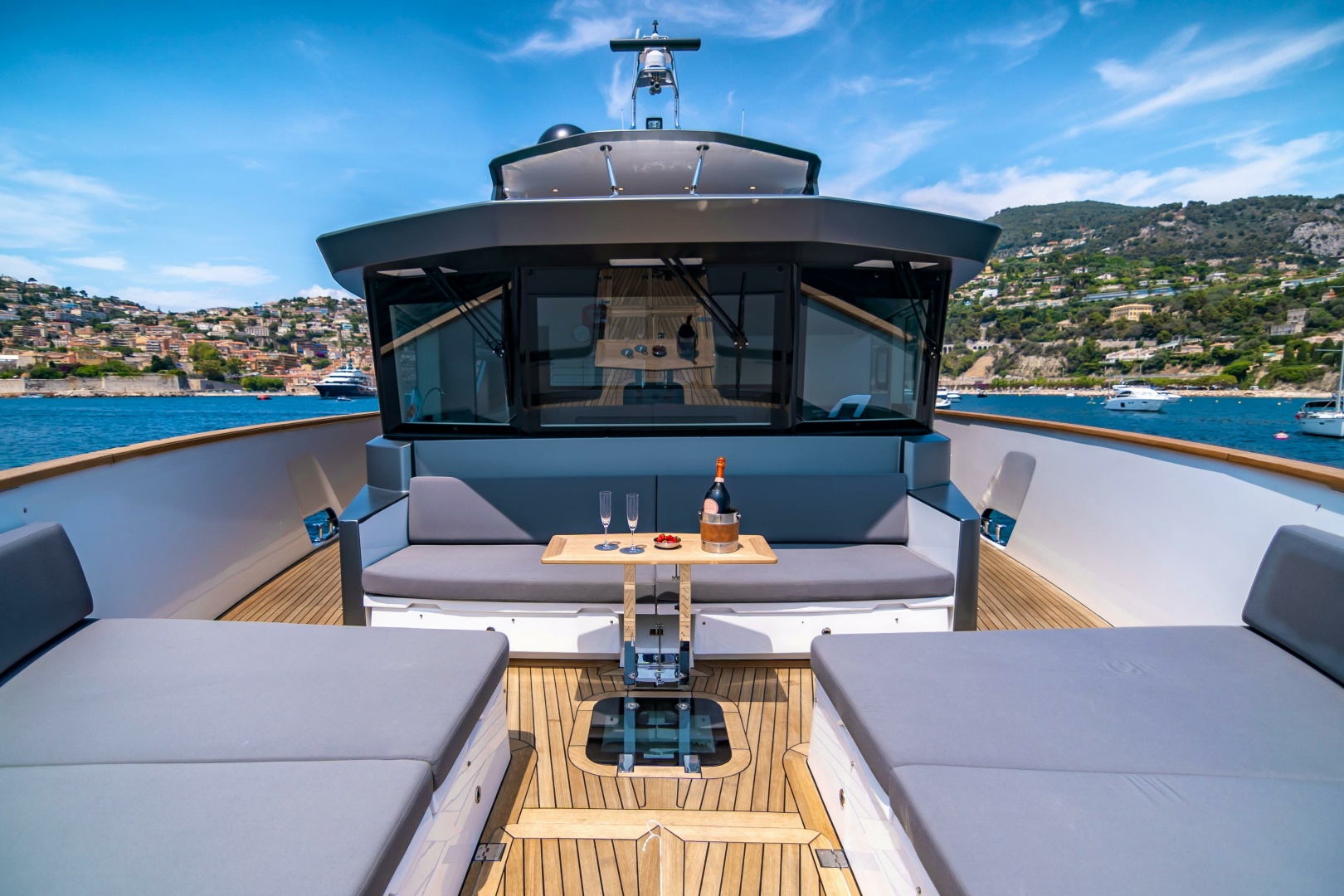 MAORIA 84ft Numarine Yacht For Sale MAORIA 84ft Numarine Yacht For Sale