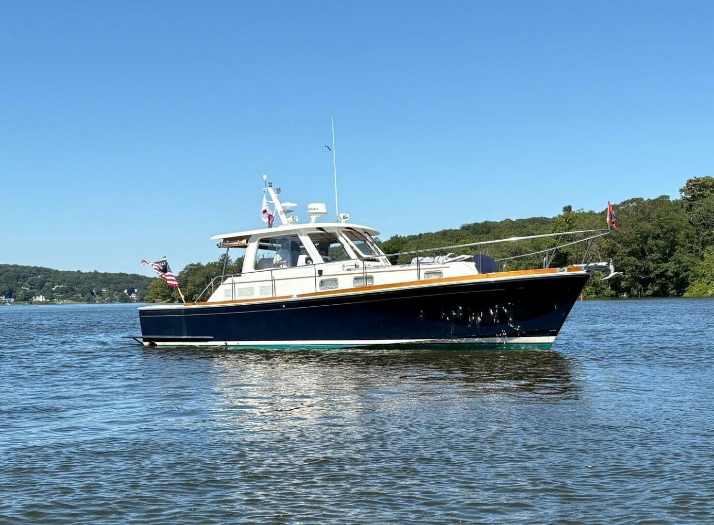 Brown Eyed Women 38ft Grand Banks Yacht For Sale