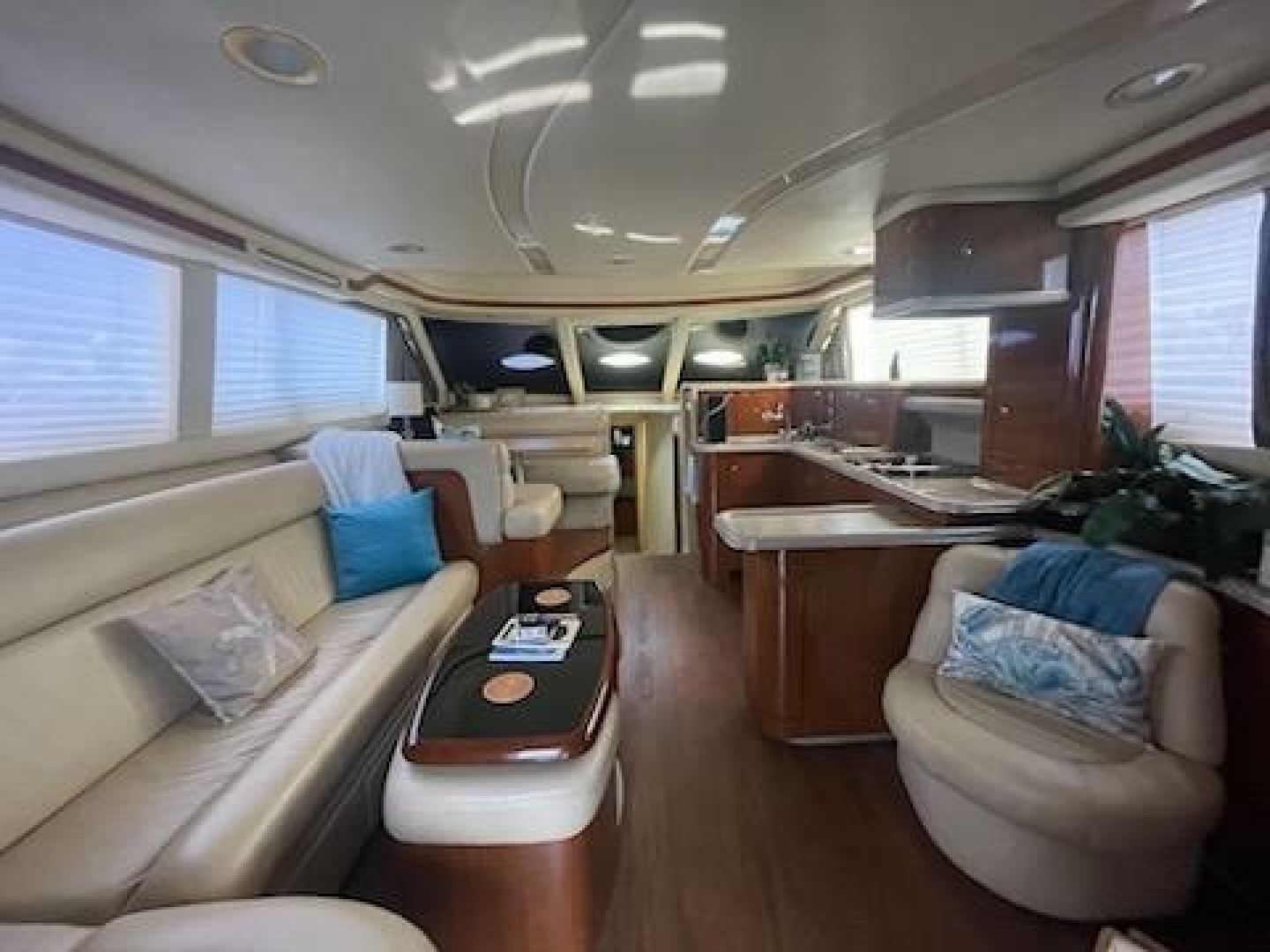 2003 Sea Ray 480 Sedan Bridge