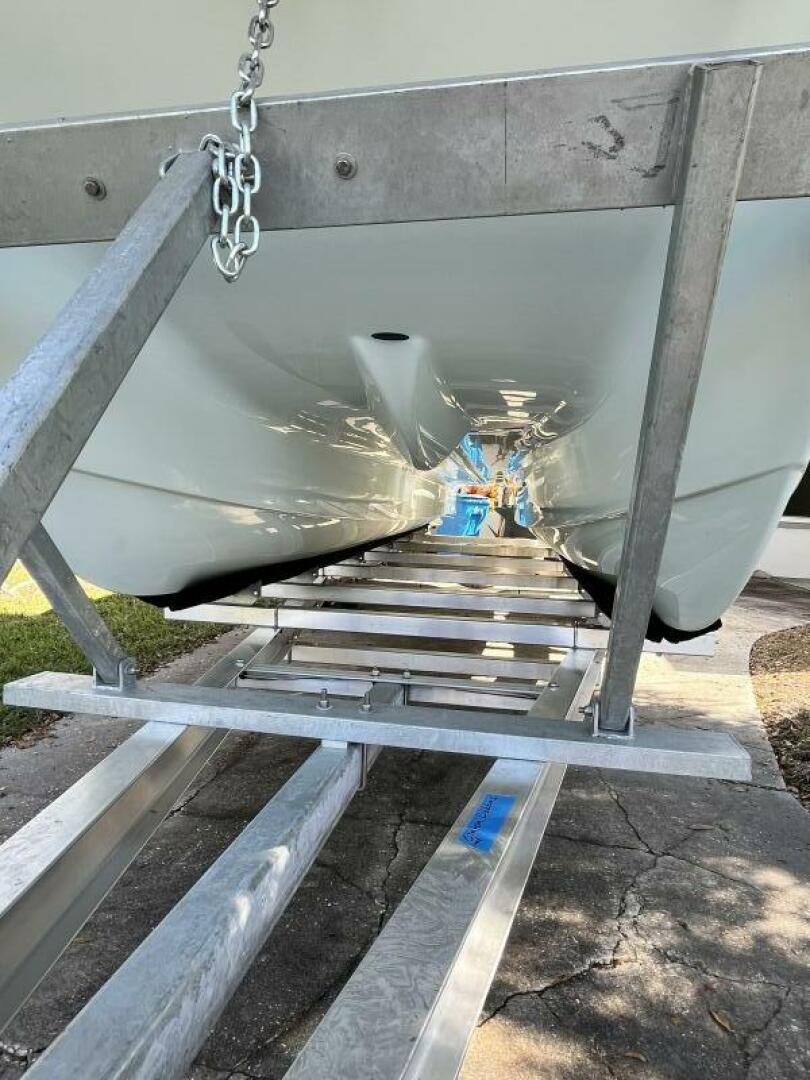 23ft World Cat Yacht For Sale