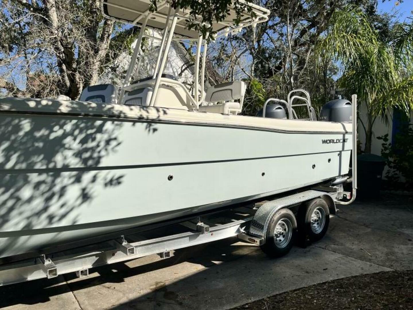 23ft World Cat Yacht For Sale