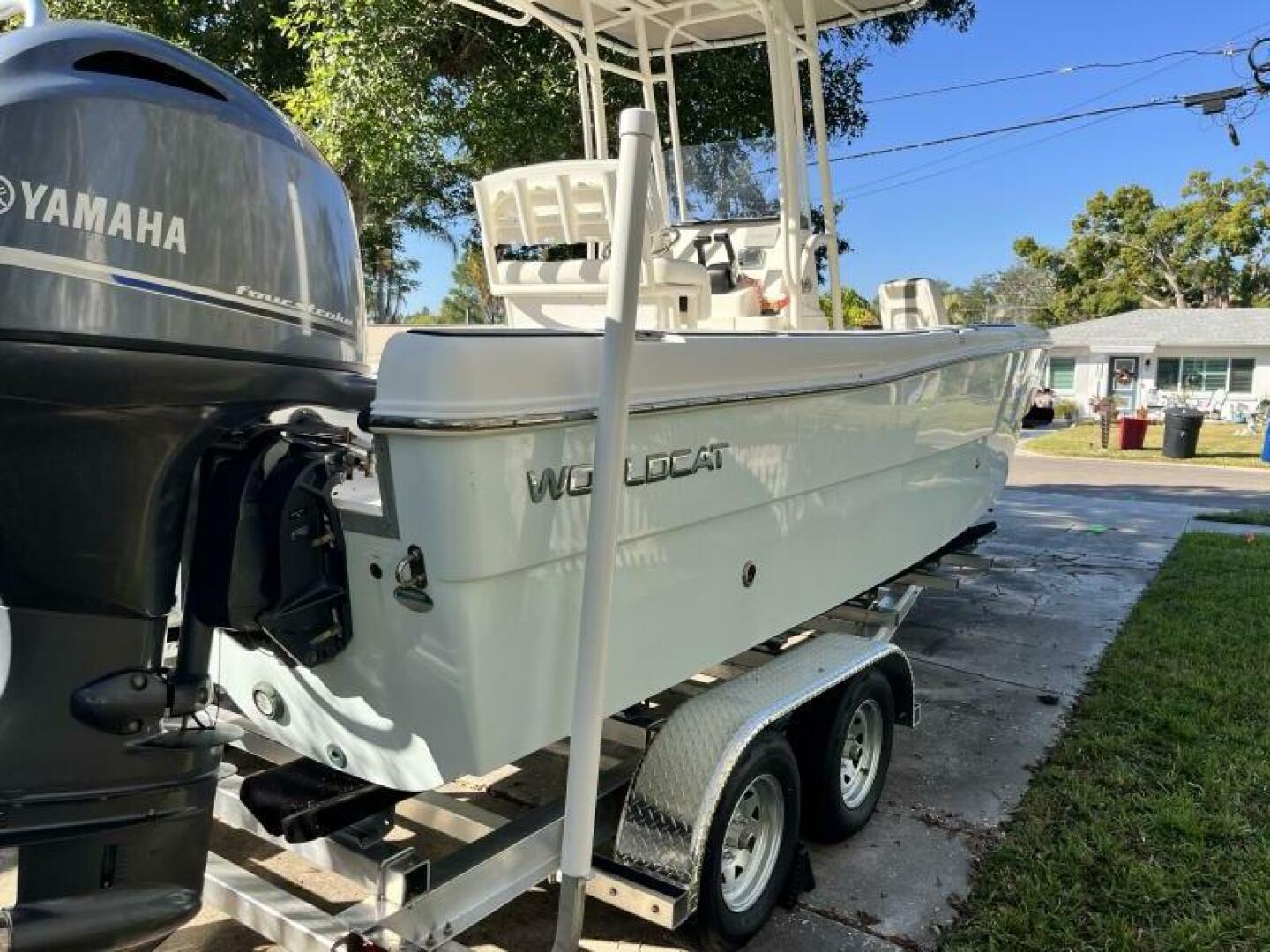 23ft World Cat Yacht For Sale