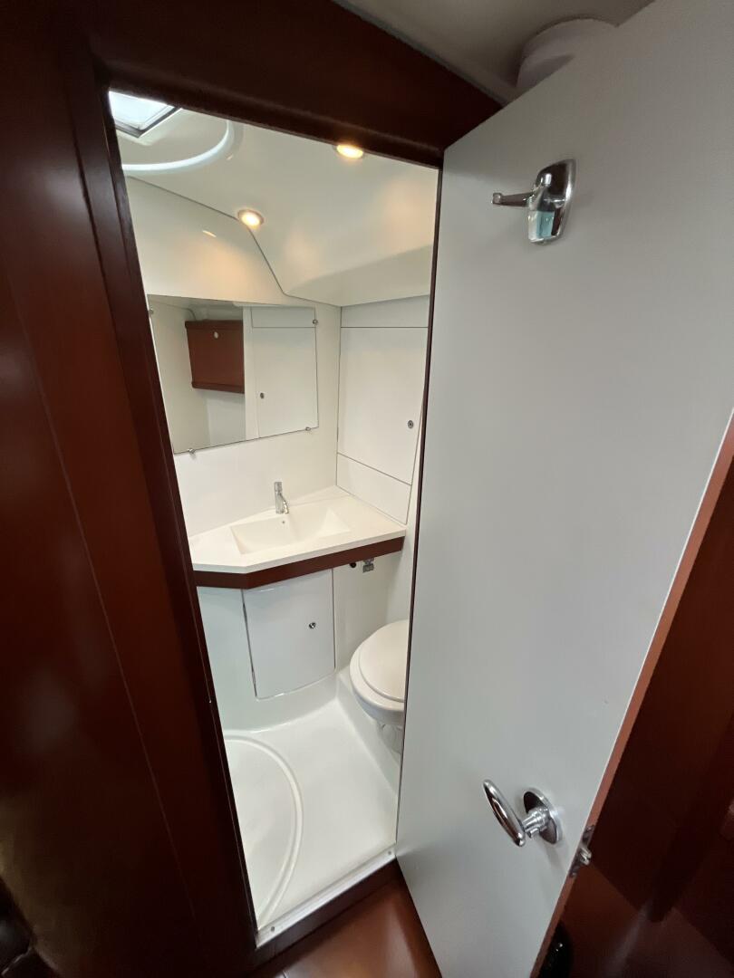 MARENGO 49ft Beneteau Yacht For Sale