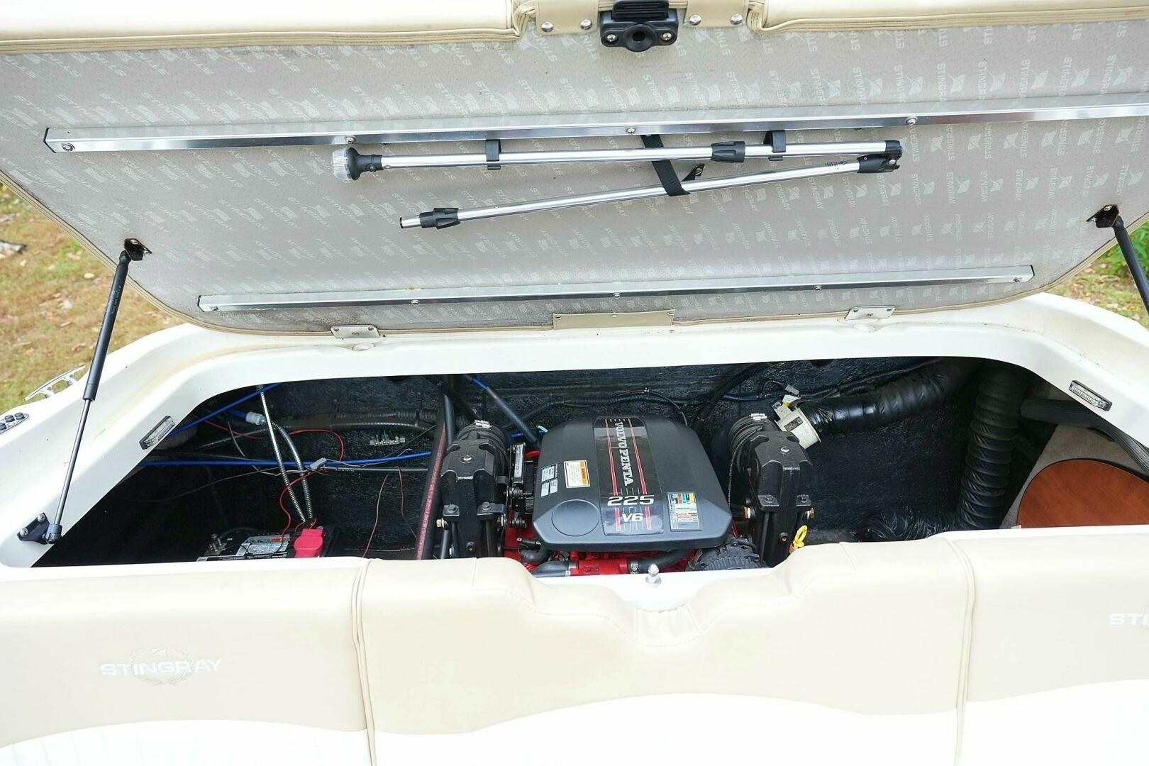 21ft Stingray Yacht For Sale 21ft Stingray Yacht For Sale