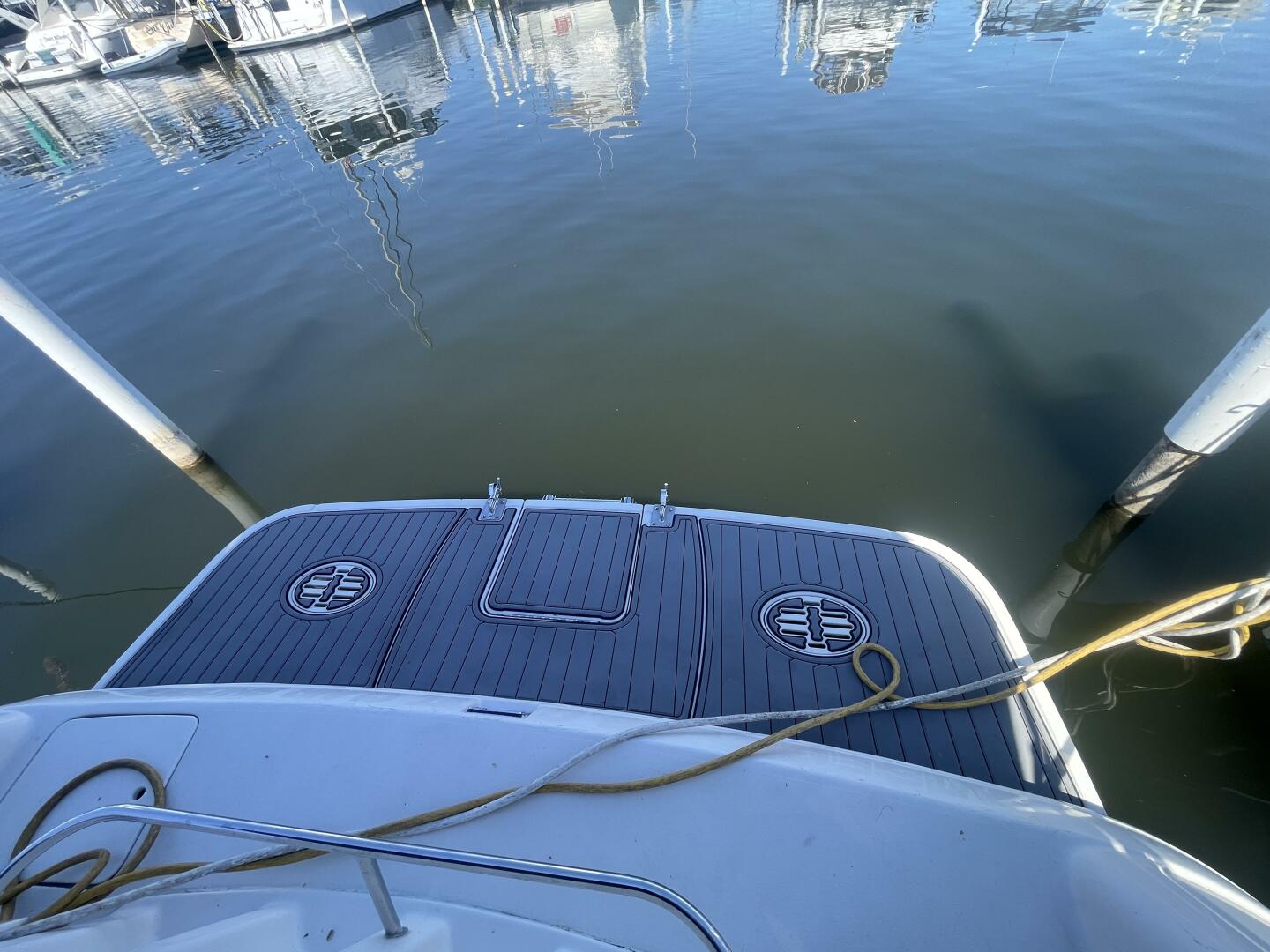 32ft Monterey Yacht For Sale