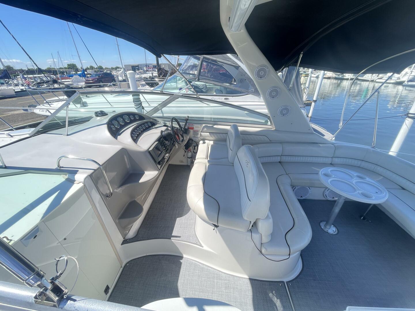 32ft Monterey Yacht For Sale