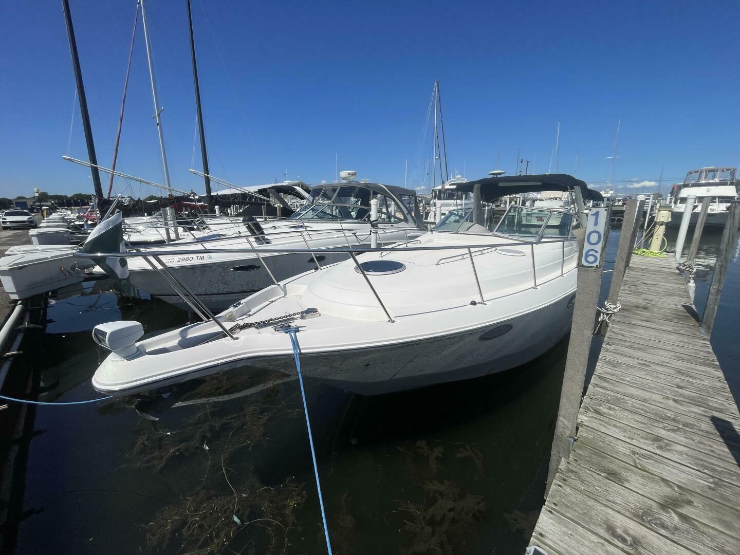 32ft Monterey Yacht For Sale
