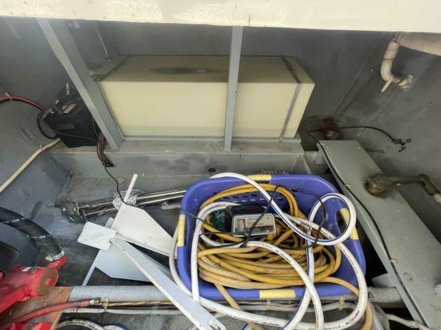 NO NAME 37ft Silverton Yacht For Sale