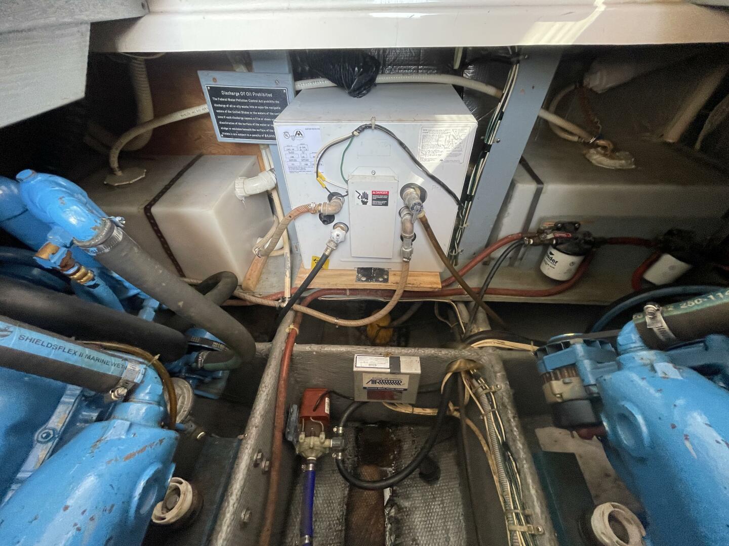 NO NAME 37ft Silverton Yacht For Sale