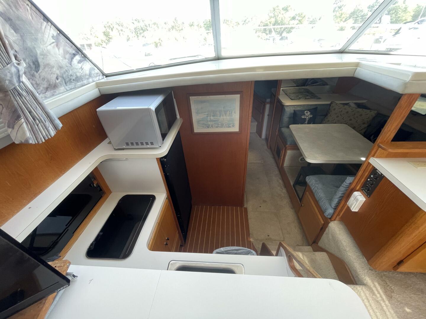 NO NAME 37ft Silverton Yacht For Sale