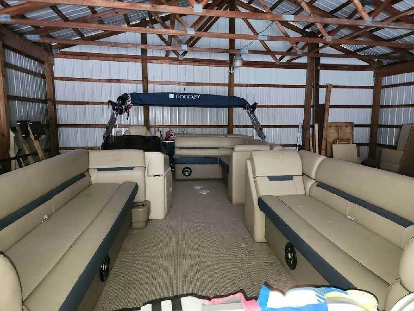 23ft Sweetwater Yacht For Sale