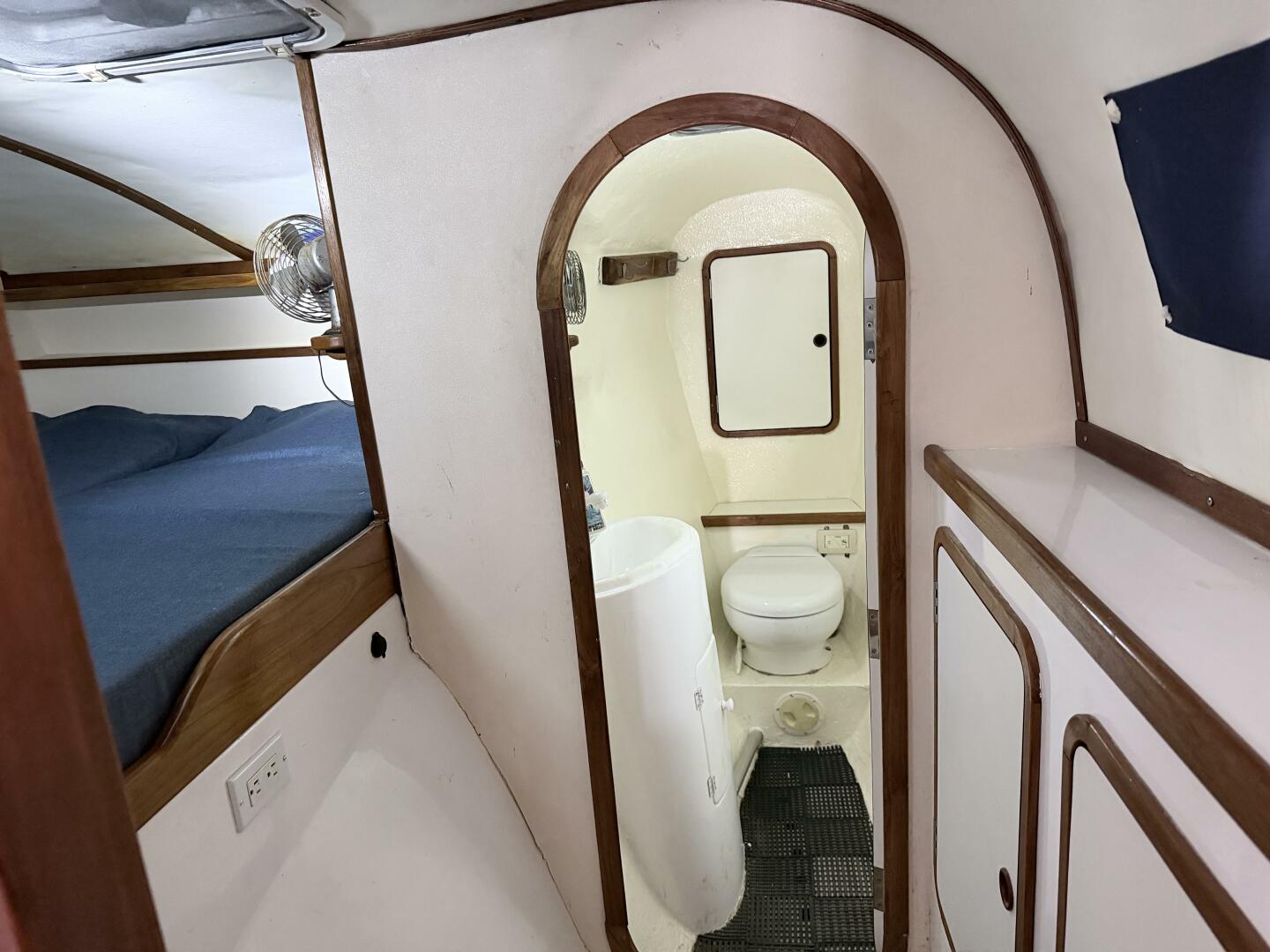 Ali Kat 35ft Wildcat Yacht For Sale