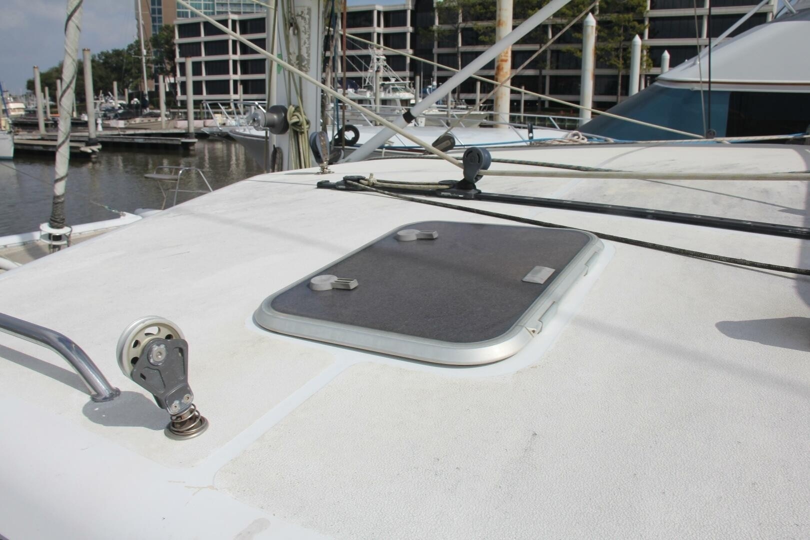 Chasing The Dream 47ft Voyage Yachts Yacht For Sale