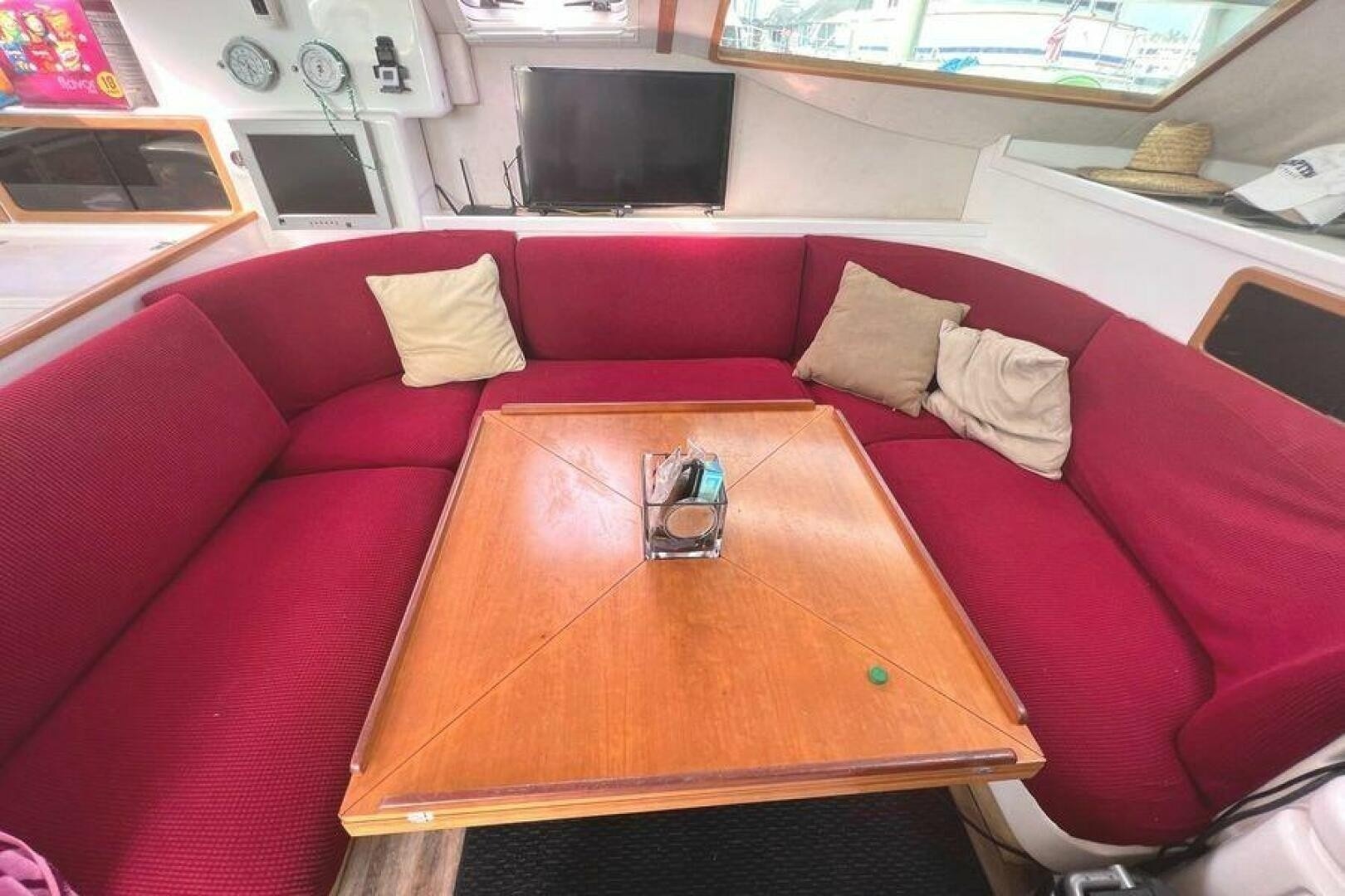 Chasing The Dream 47ft Voyage Yachts Yacht For Sale Chasing The Dream 47ft Voyage Yachts Yacht For Sale