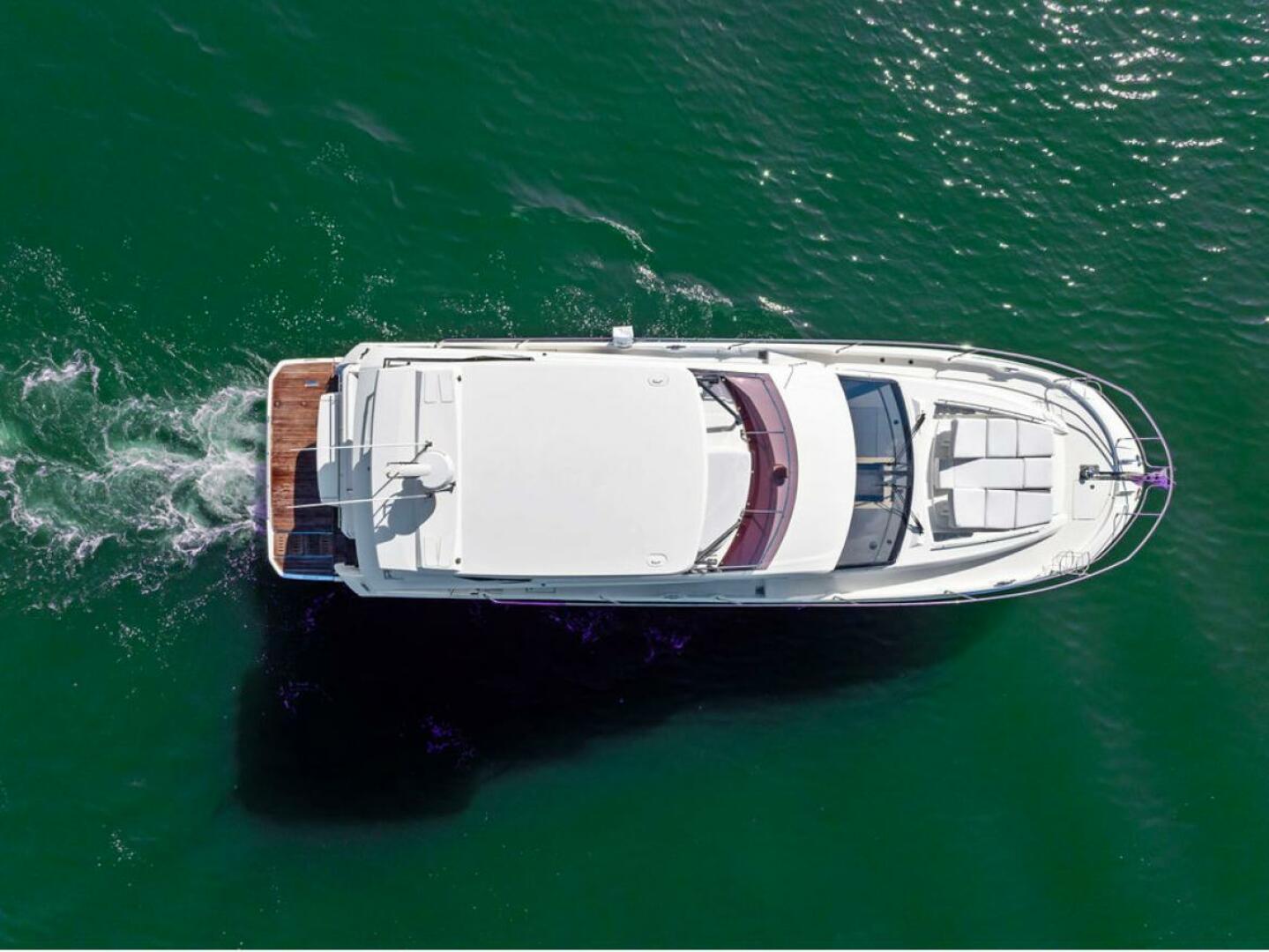 2019 Prestige 520 flybridge