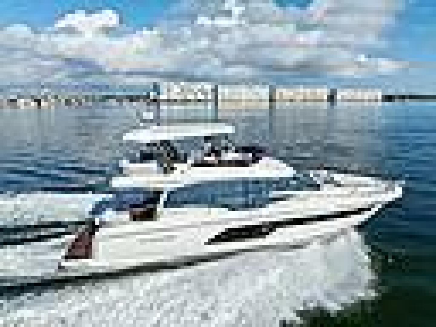 2019 Prestige 520 flybridge
