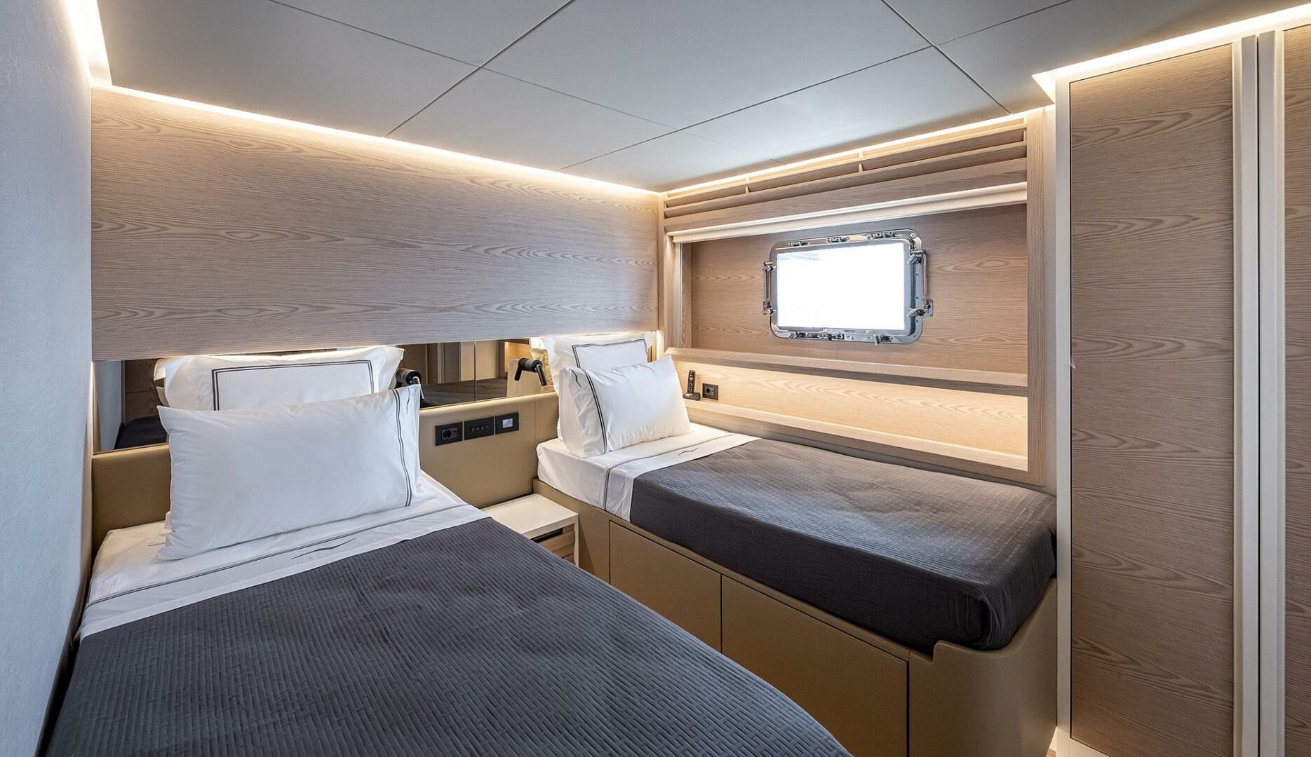 NUMARINE 40MXP 128ft Numarine Yacht For Sale