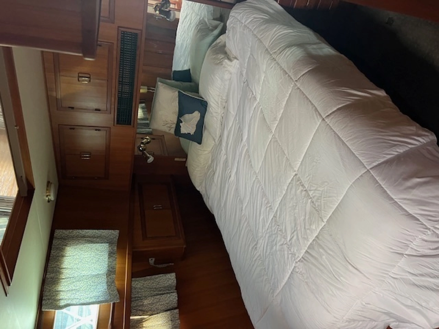 Mikelson 58 EXTENDED Yacht For Sale