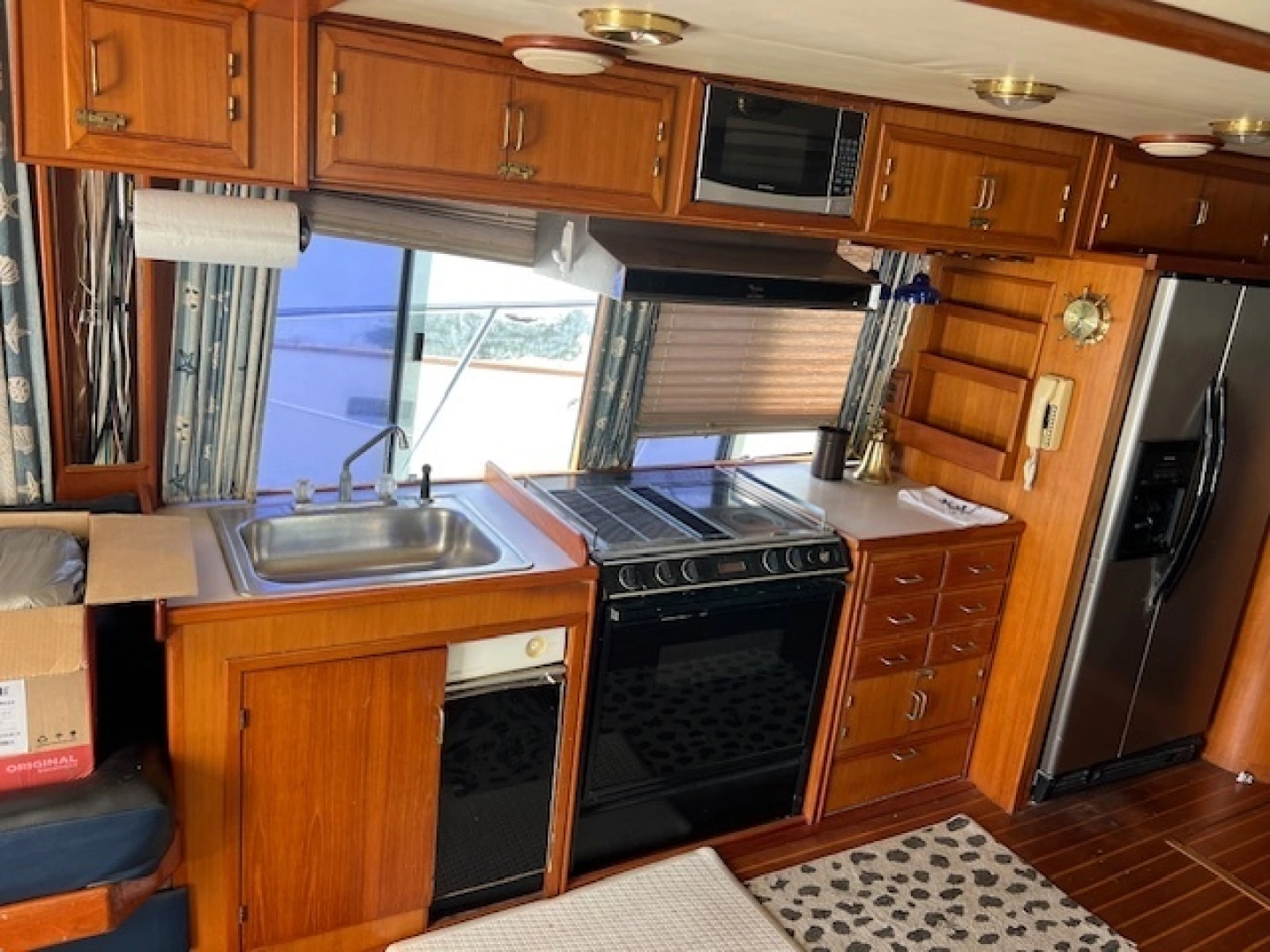 Mikelson 58 EXTENDED Yacht For Sale