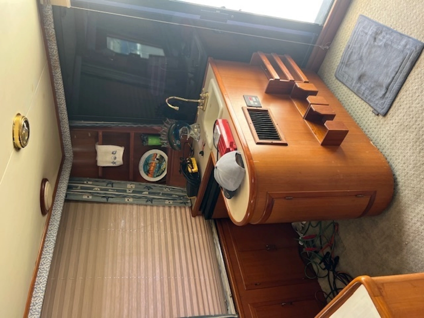 Mikelson 58 EXTENDED Yacht For Sale