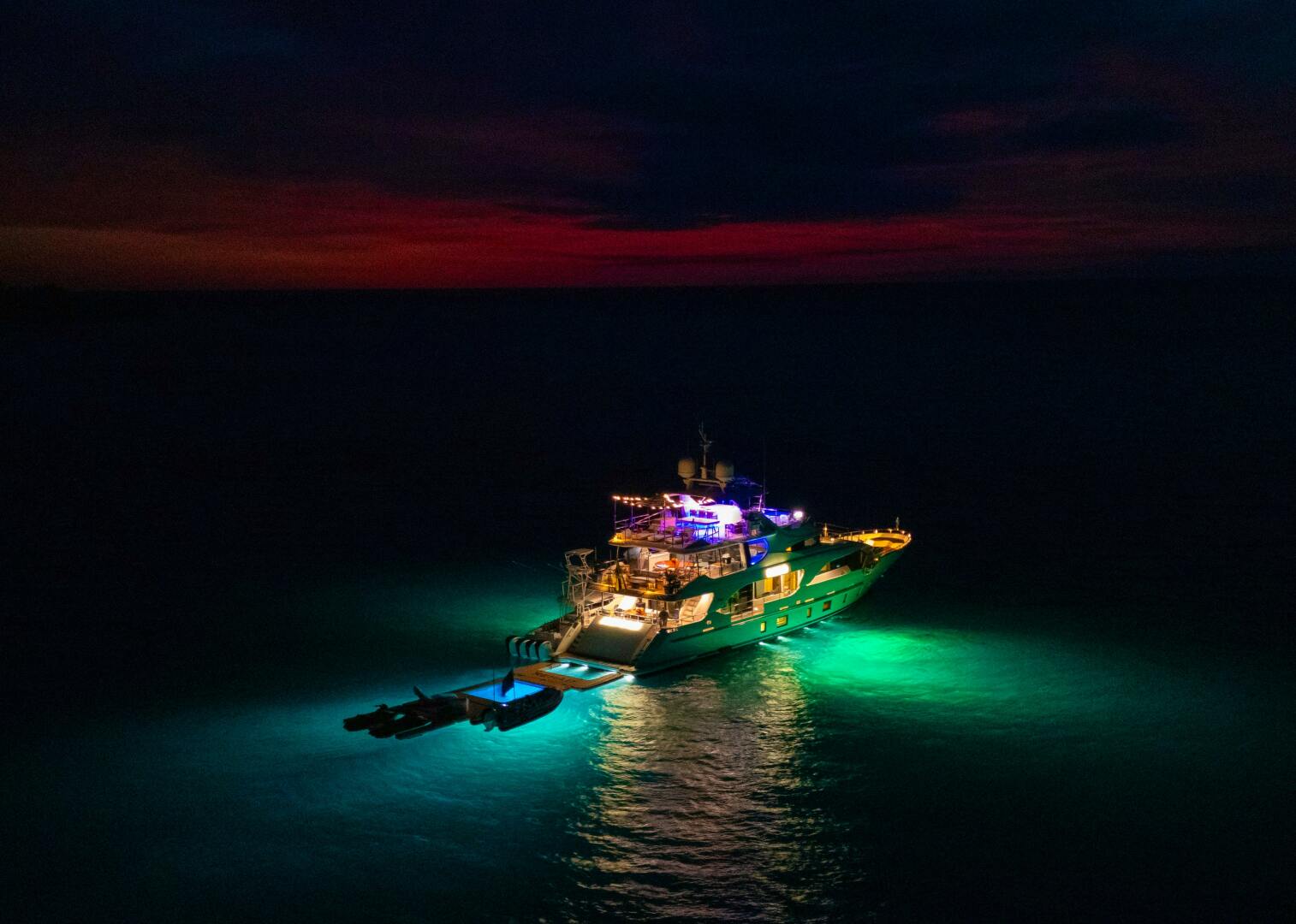 REHAB 108ft Benetti Yacht For Sale REHAB 108ft Benetti Yacht For Sale