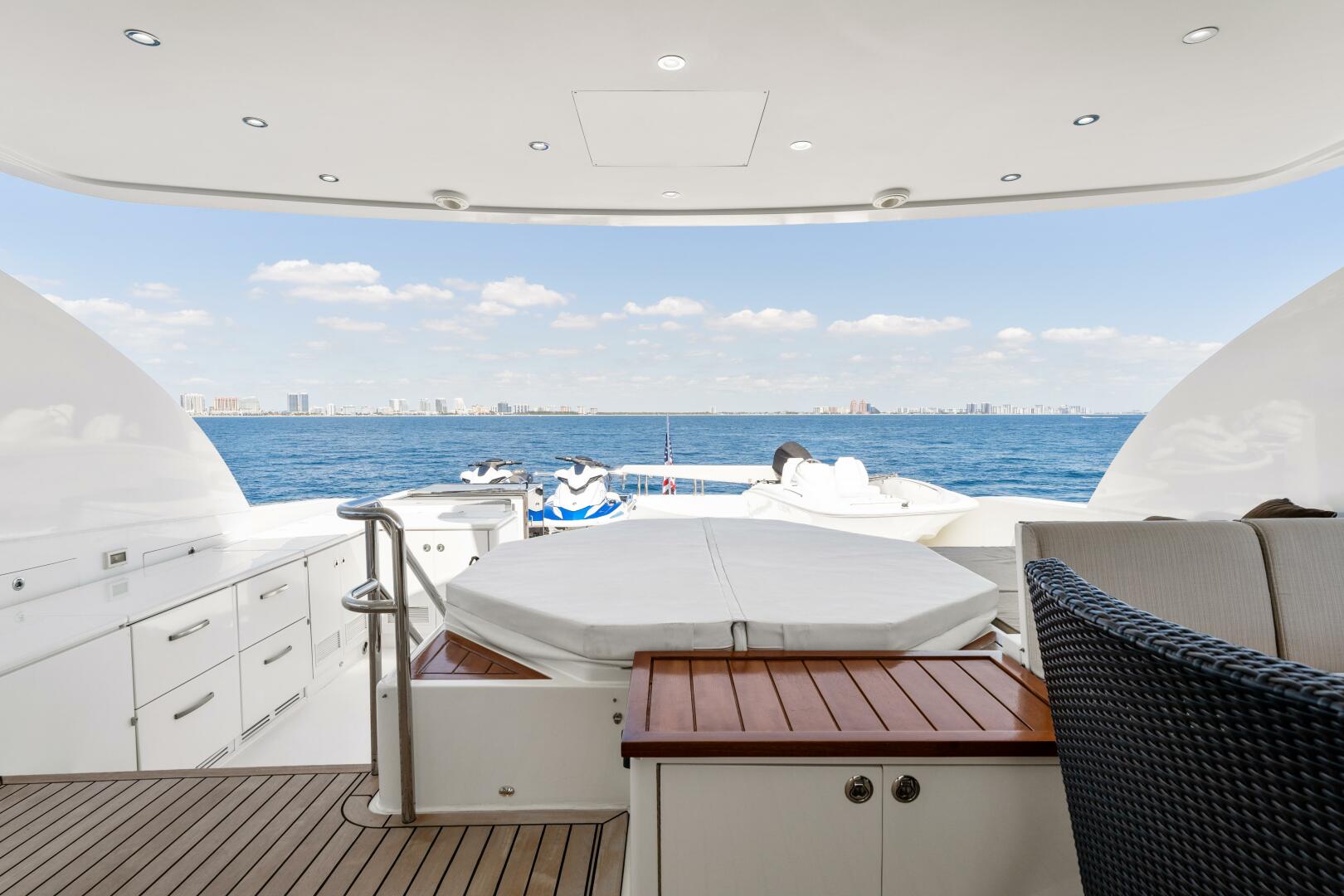 Mesmerize 125ft Hargrave Yacht For Sale