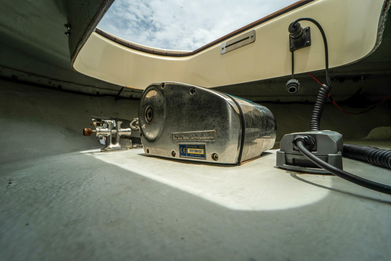 LADY LIBERTY 34ft Chris Craft Yacht For Sale