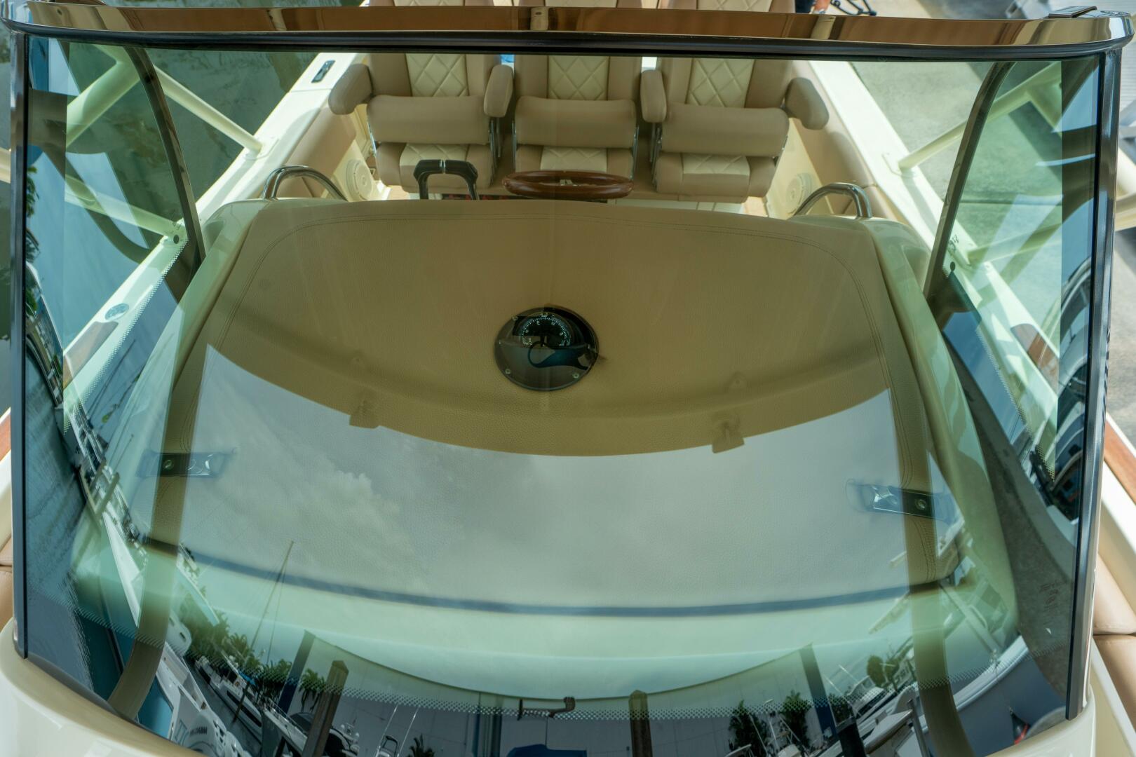 LADY LIBERTY 34ft Chris Craft Yacht For Sale