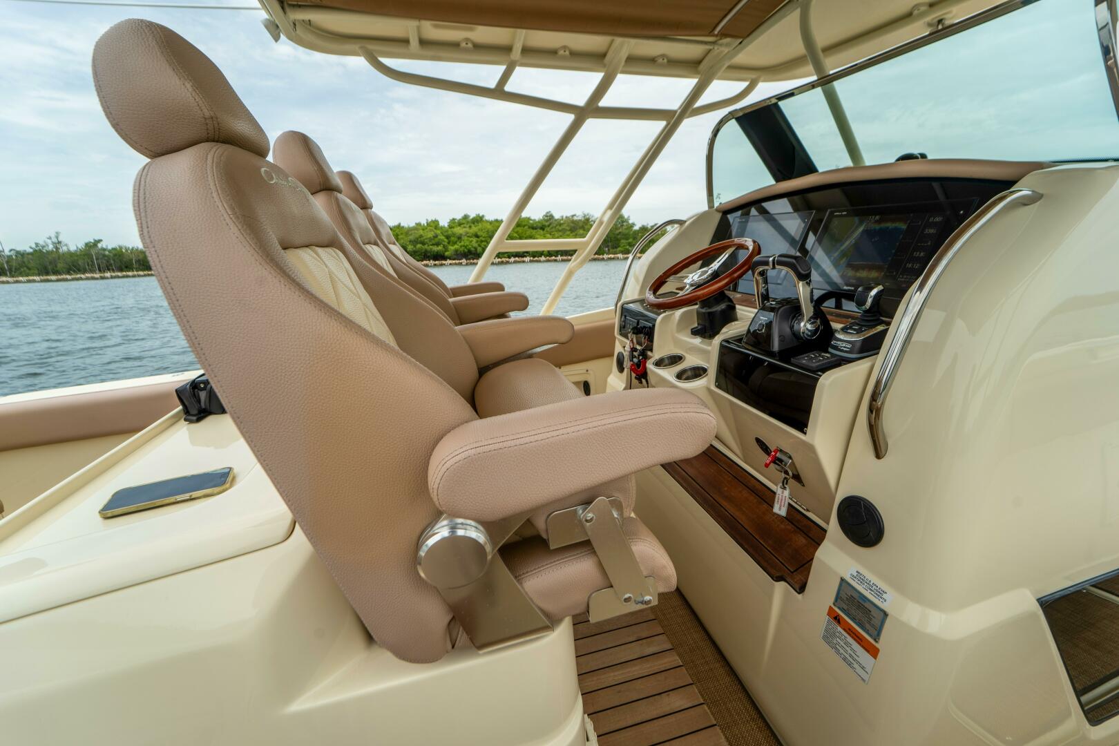 LADY LIBERTY 34ft Chris Craft Yacht For Sale