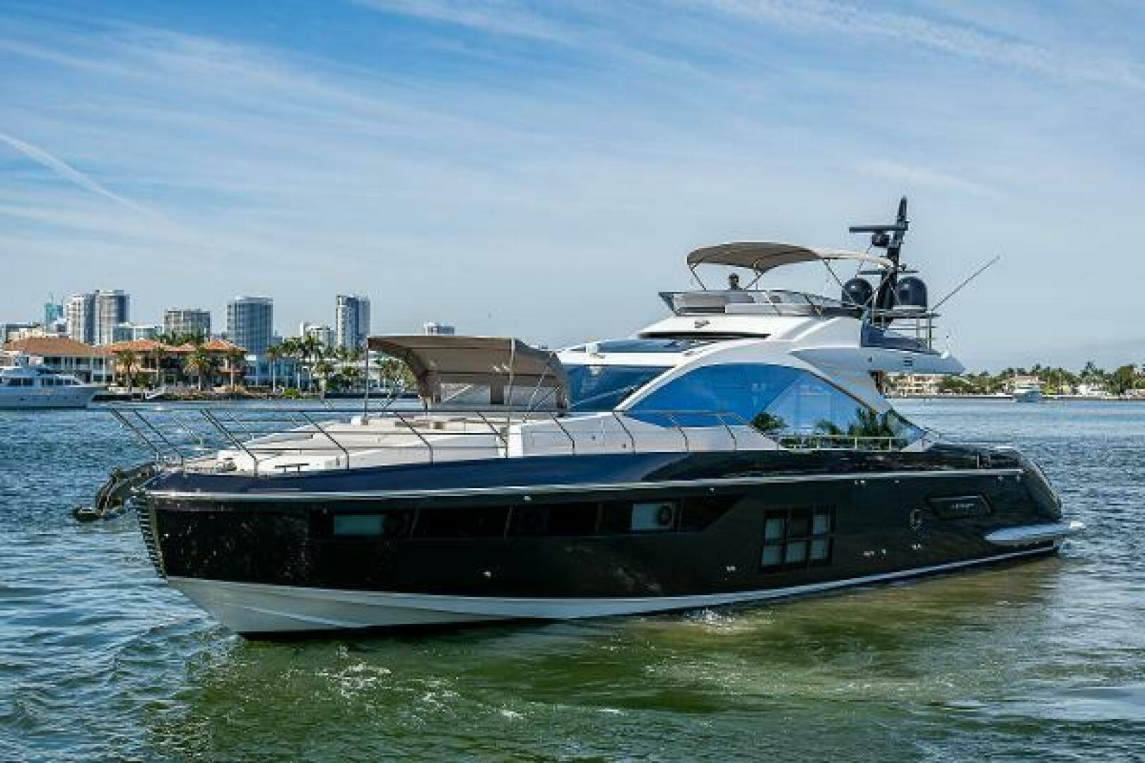 2019 Azimut s7