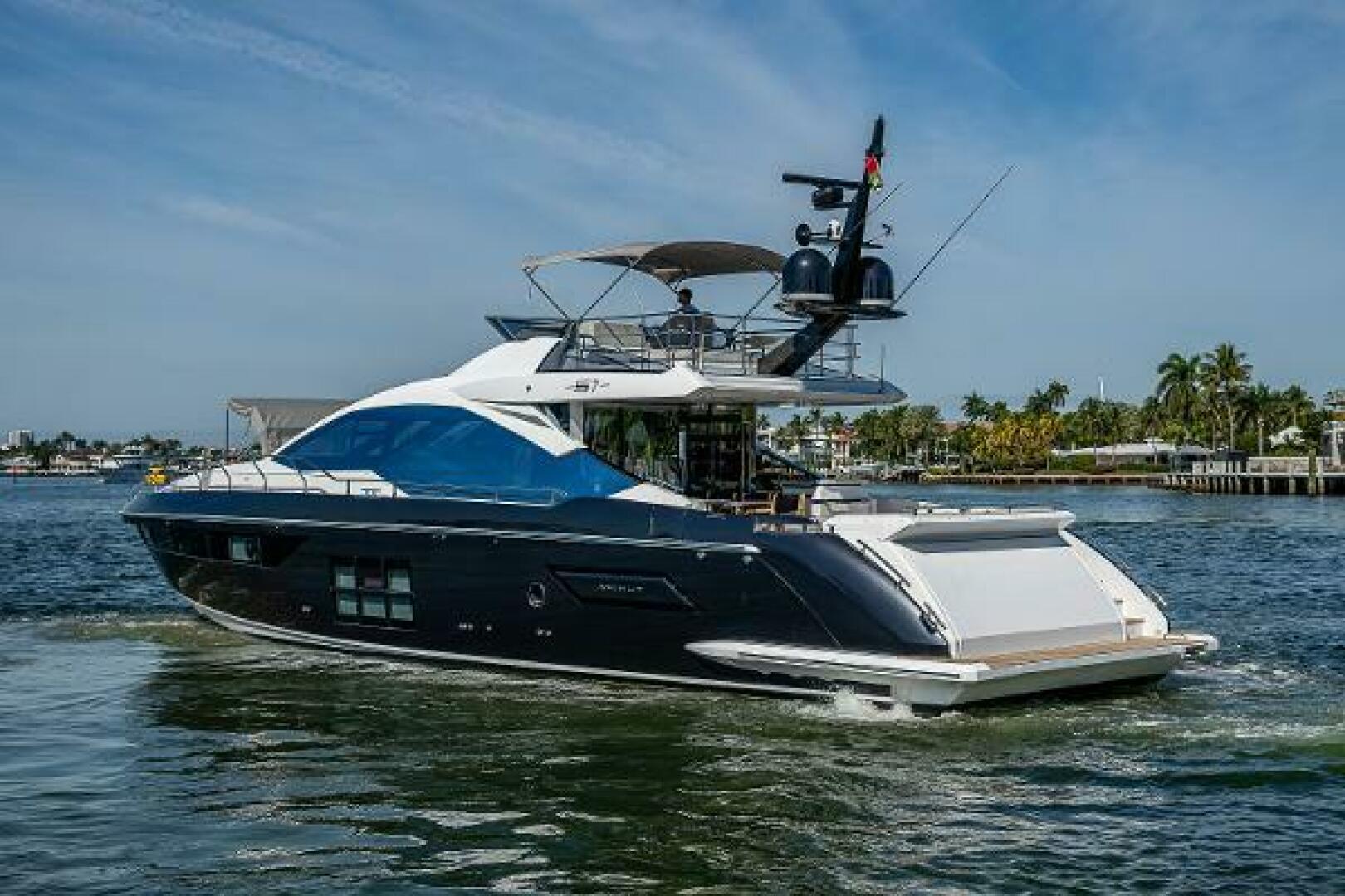 2019 Azimut s7