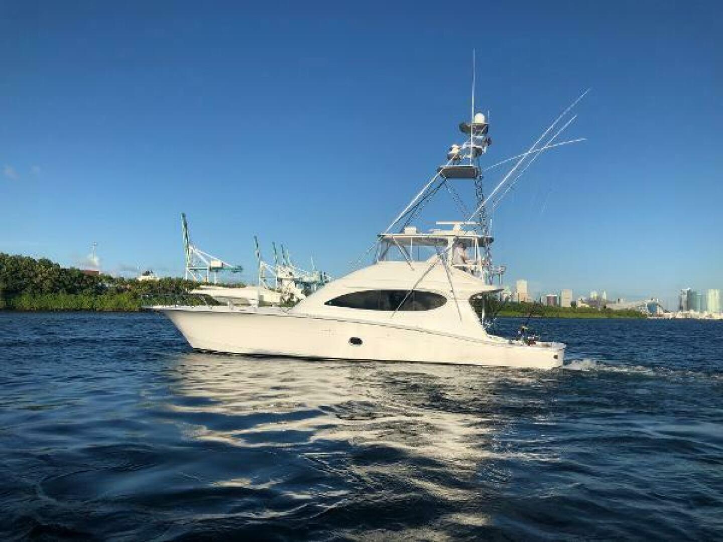 2006 Hatteras 64 convertible