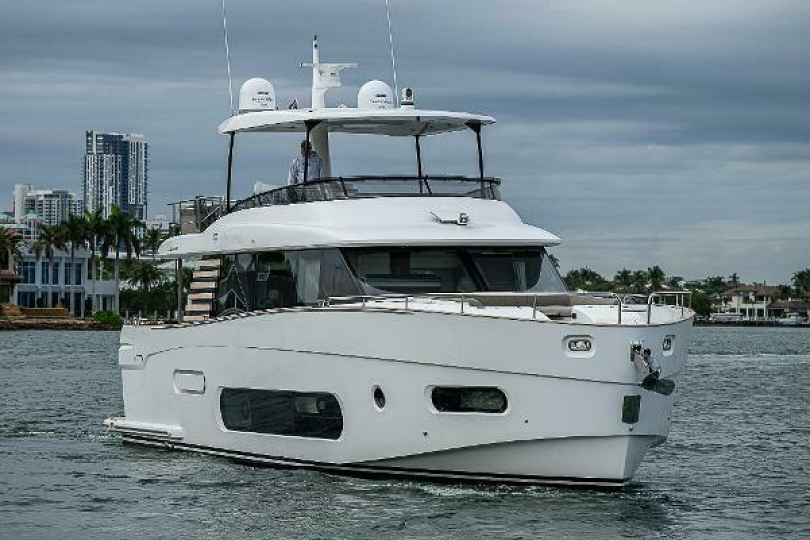 2024 Azimut magellano 66