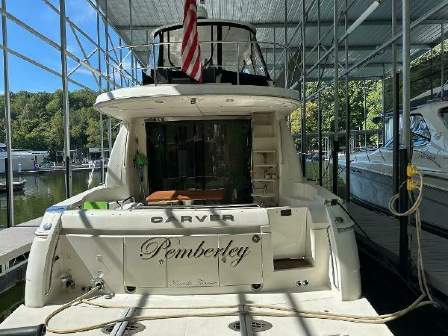 2005 Carver 56 voyager