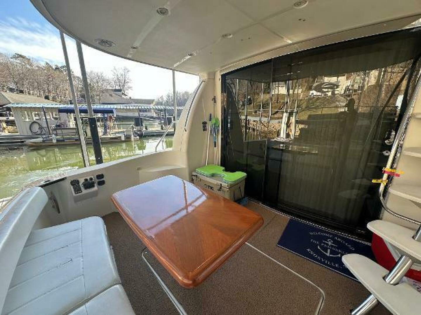 2005 Carver 56 voyager