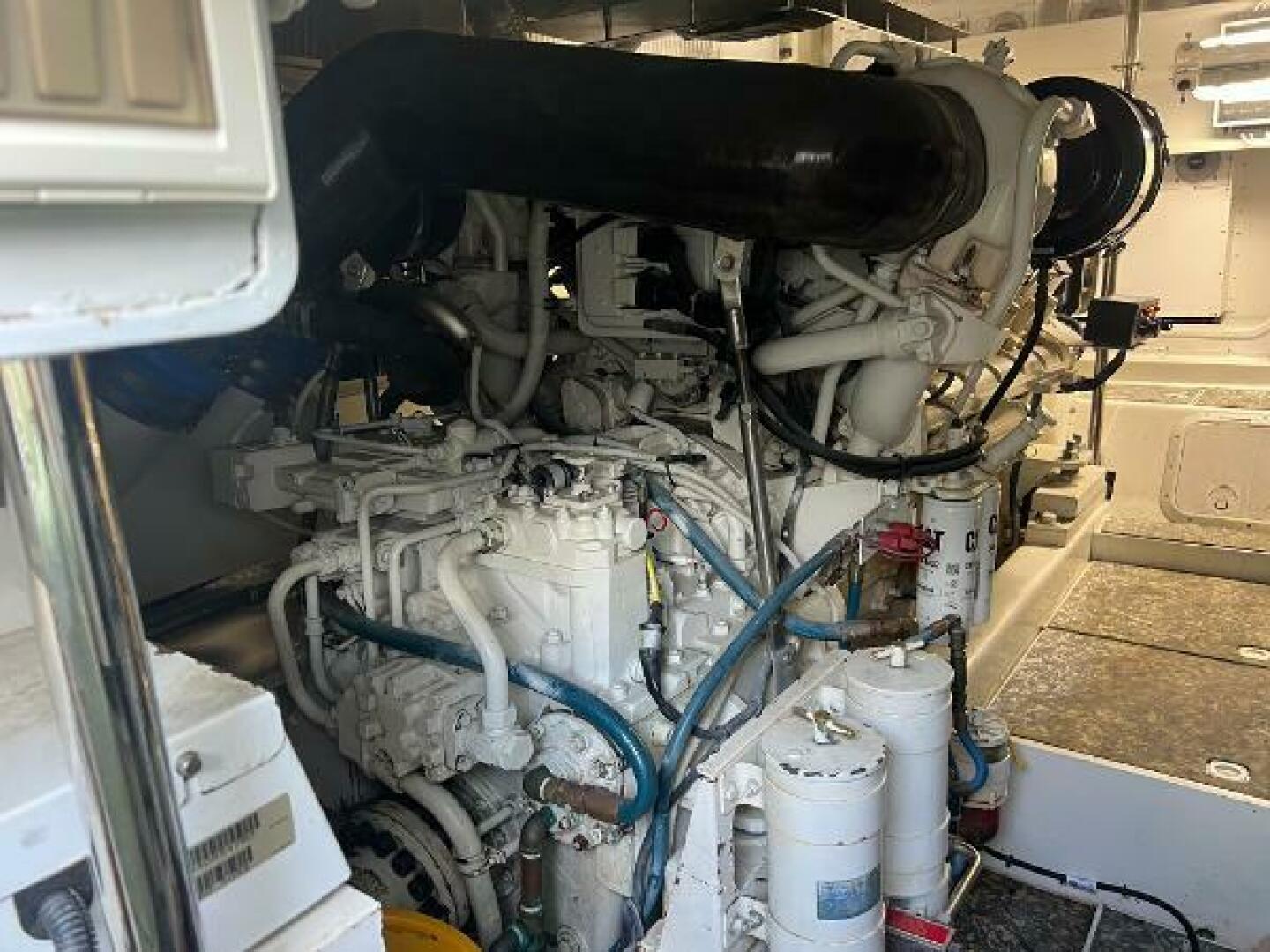 2005 Hatteras 54 convertible