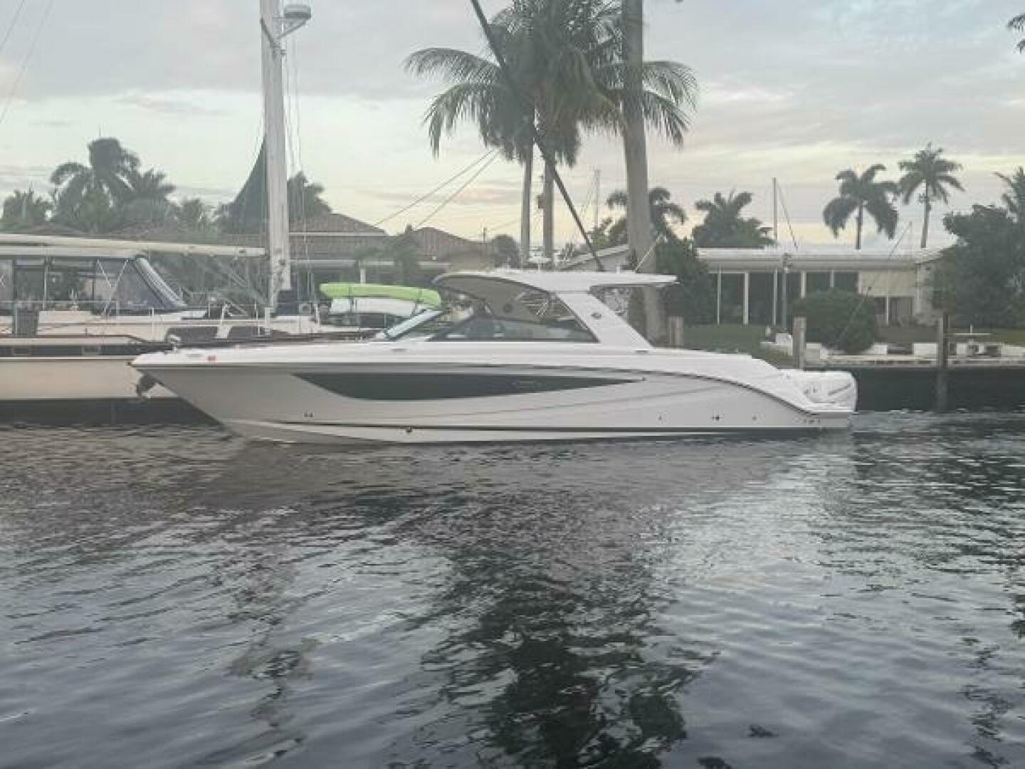 2019 Sea Ray slx 400 ob