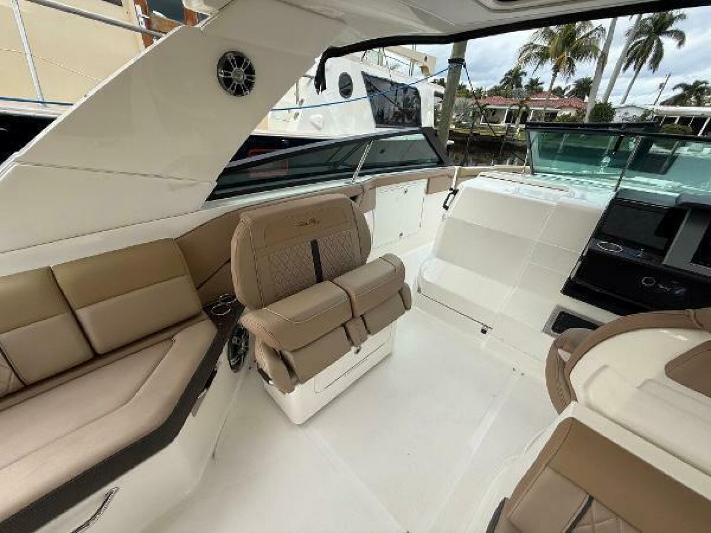 2019 Sea Ray slx 400 ob